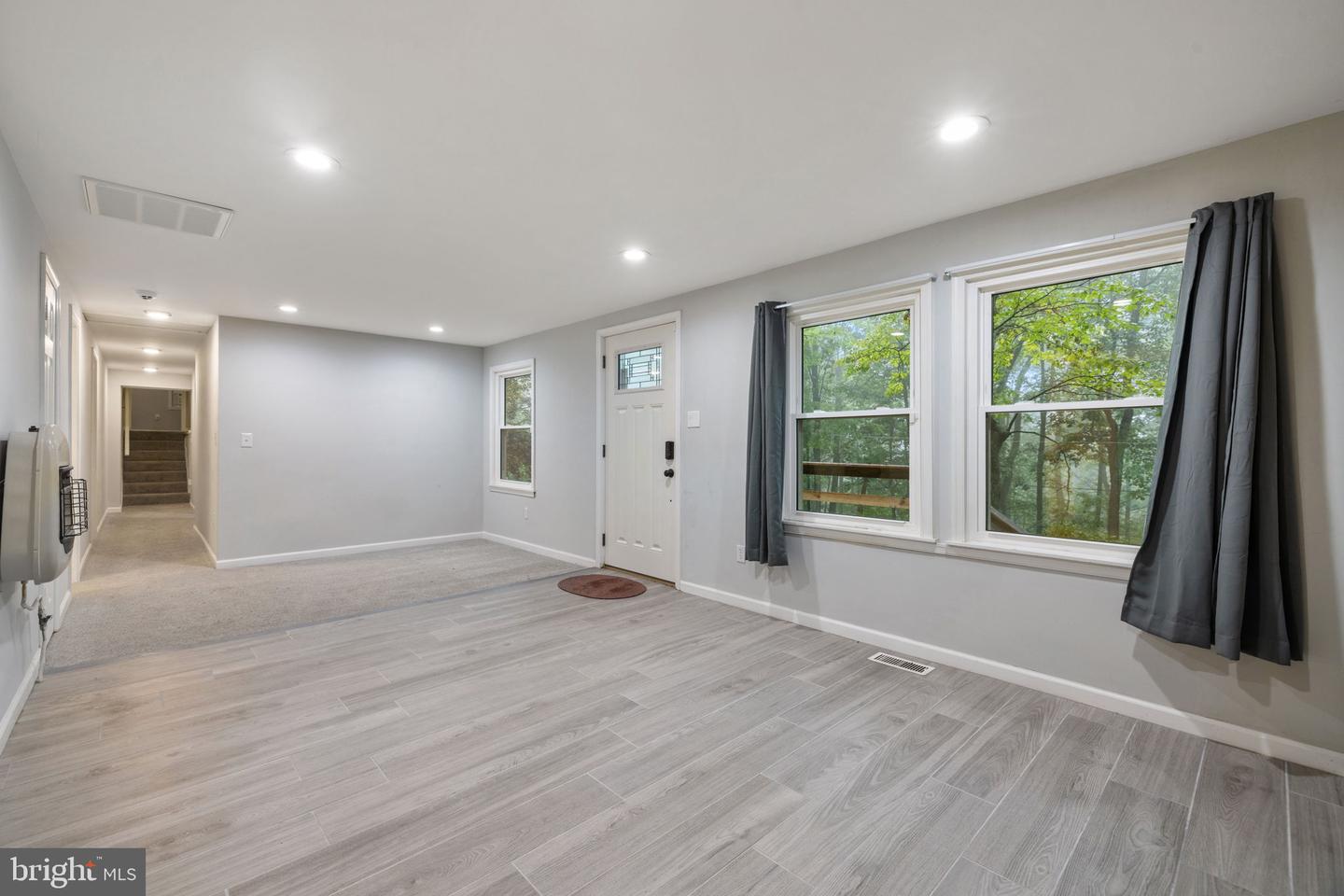 247 MARSDEN HEIGHTS RD, LINDEN, Virginia 22642, 4 Bedrooms Bedrooms, ,2 BathroomsBathrooms,Residential,For sale,247 MARSDEN HEIGHTS RD,VAWR2011626 MLS # VAWR2011626