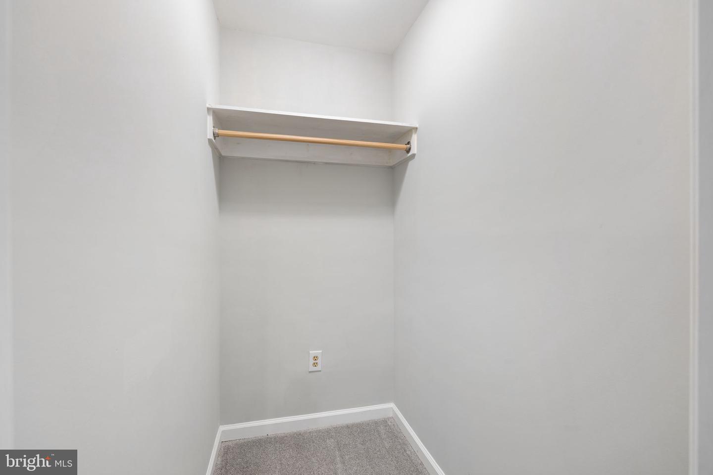 247 MARSDEN HEIGHTS RD, LINDEN, Virginia 22642, 4 Bedrooms Bedrooms, ,2 BathroomsBathrooms,Residential,For sale,247 MARSDEN HEIGHTS RD,VAWR2011626 MLS # VAWR2011626