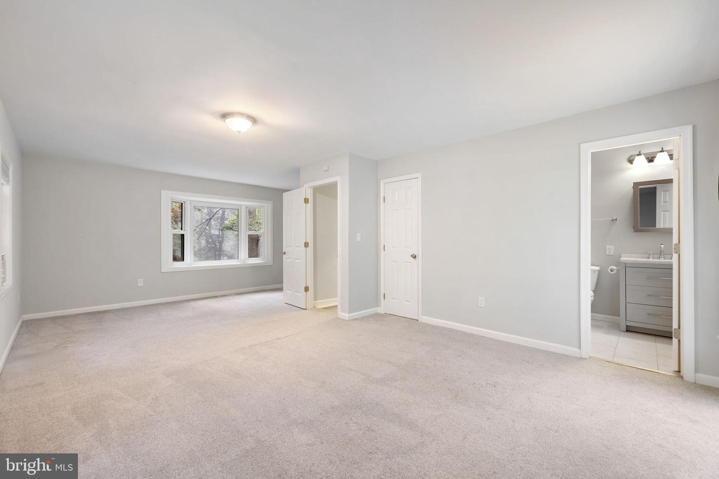 247 MARSDEN HEIGHTS RD, LINDEN, Virginia 22642, 4 Bedrooms Bedrooms, ,2 BathroomsBathrooms,Residential,For sale,247 MARSDEN HEIGHTS RD,VAWR2011626 MLS # VAWR2011626