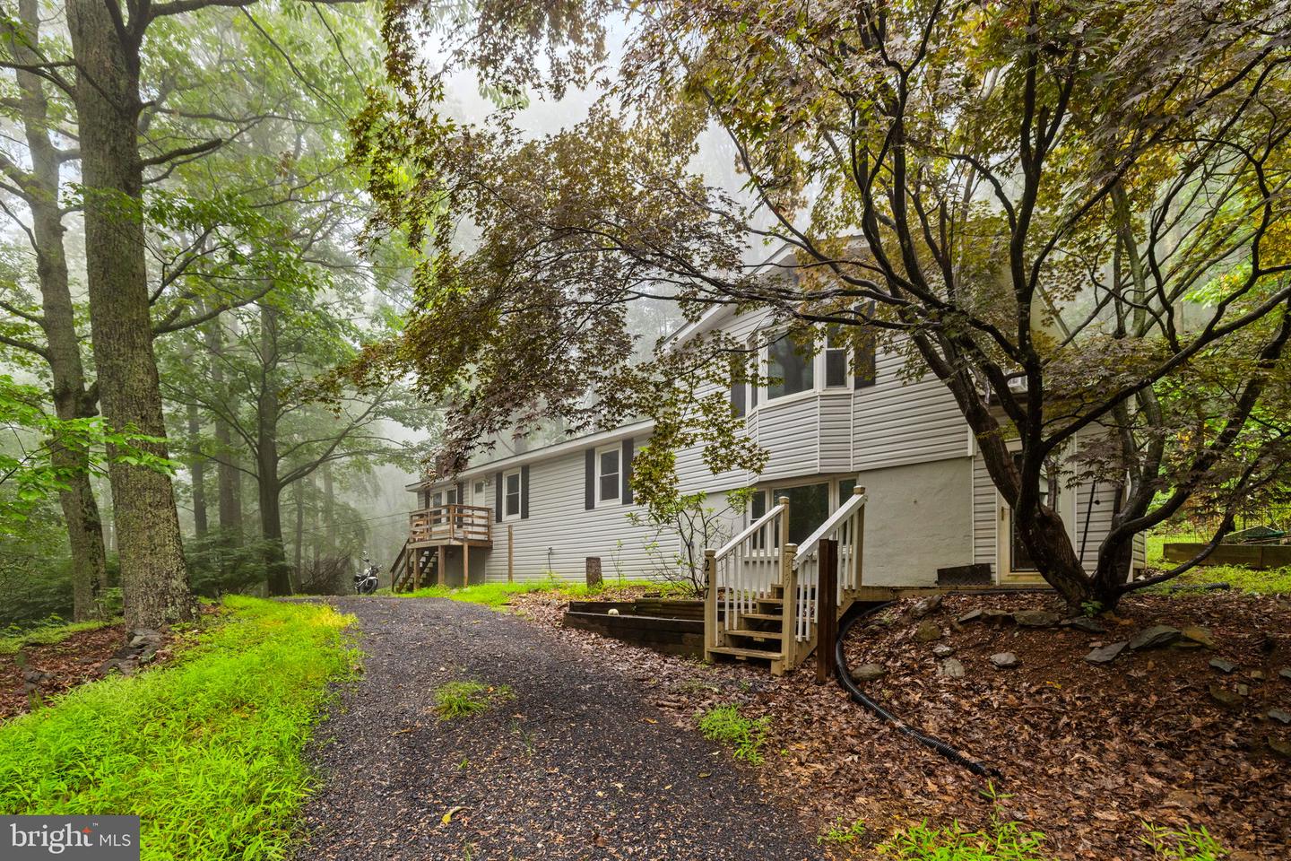 247 MARSDEN HEIGHTS RD, LINDEN, Virginia 22642, 4 Bedrooms Bedrooms, ,2 BathroomsBathrooms,Residential,For sale,247 MARSDEN HEIGHTS RD,VAWR2011626 MLS # VAWR2011626