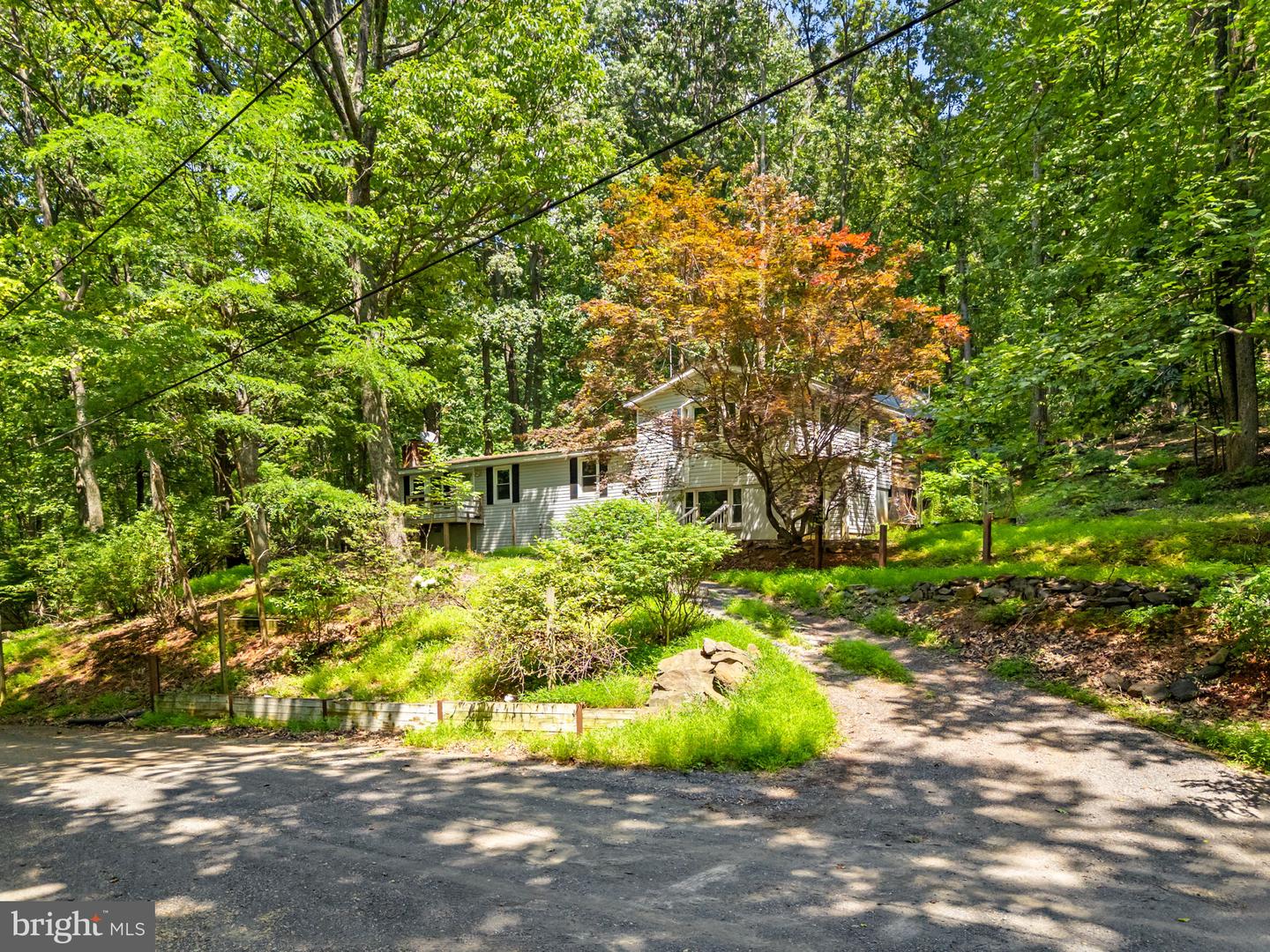 247 MARSDEN HEIGHTS RD, LINDEN, Virginia 22642, 4 Bedrooms Bedrooms, ,2 BathroomsBathrooms,Residential,For sale,247 MARSDEN HEIGHTS RD,VAWR2011626 MLS # VAWR2011626