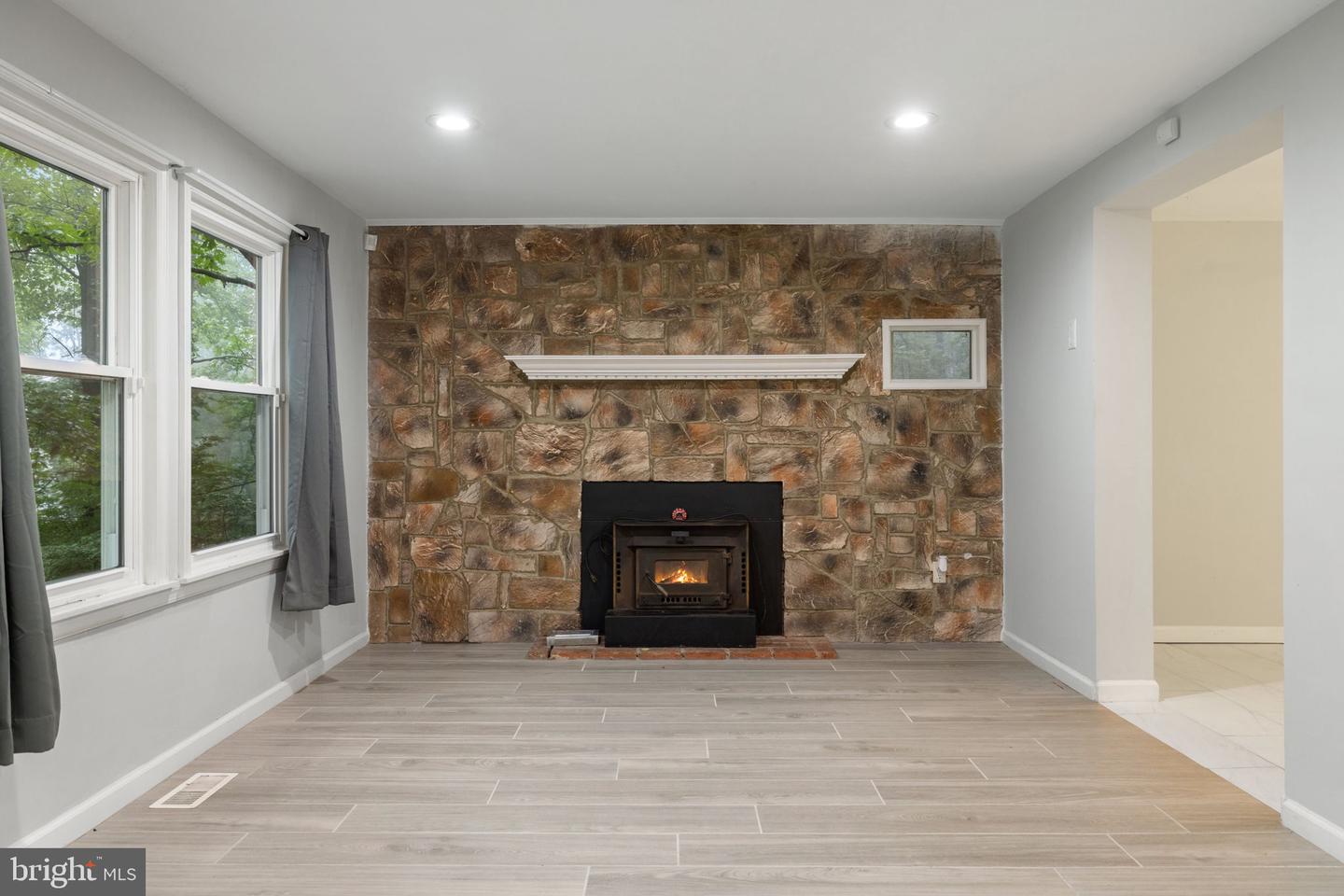 247 MARSDEN HEIGHTS RD, LINDEN, Virginia 22642, 4 Bedrooms Bedrooms, ,2 BathroomsBathrooms,Residential,For sale,247 MARSDEN HEIGHTS RD,VAWR2011626 MLS # VAWR2011626