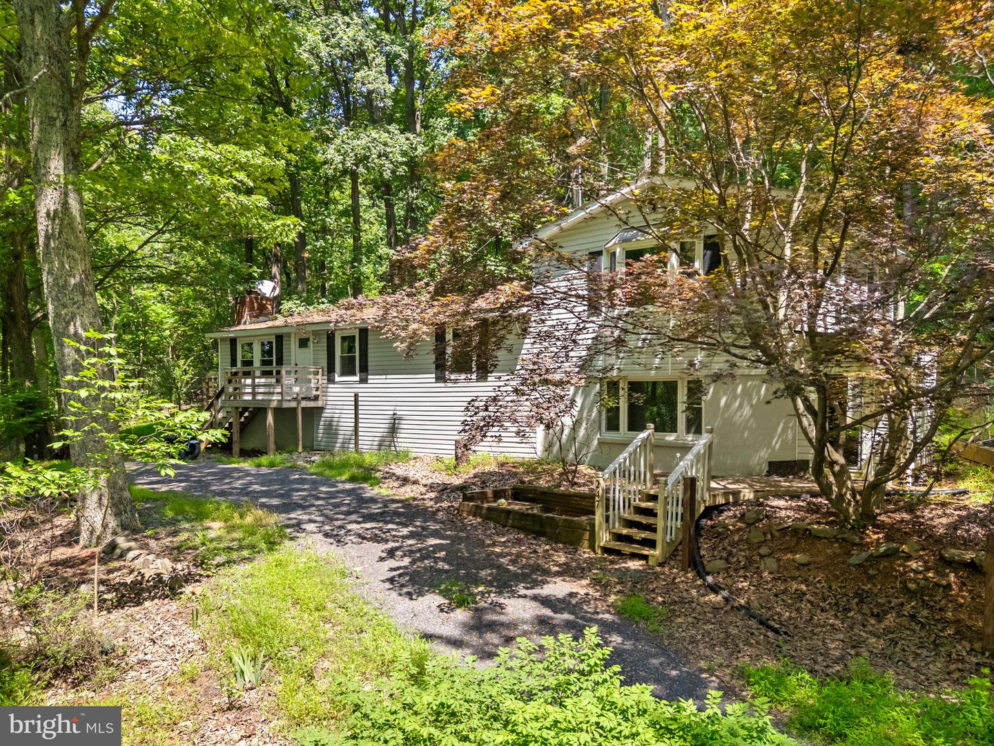 247 MARSDEN HEIGHTS RD, LINDEN, Virginia 22642, 4 Bedrooms Bedrooms, ,2 BathroomsBathrooms,Residential,For sale,247 MARSDEN HEIGHTS RD,VAWR2011626 MLS # VAWR2011626