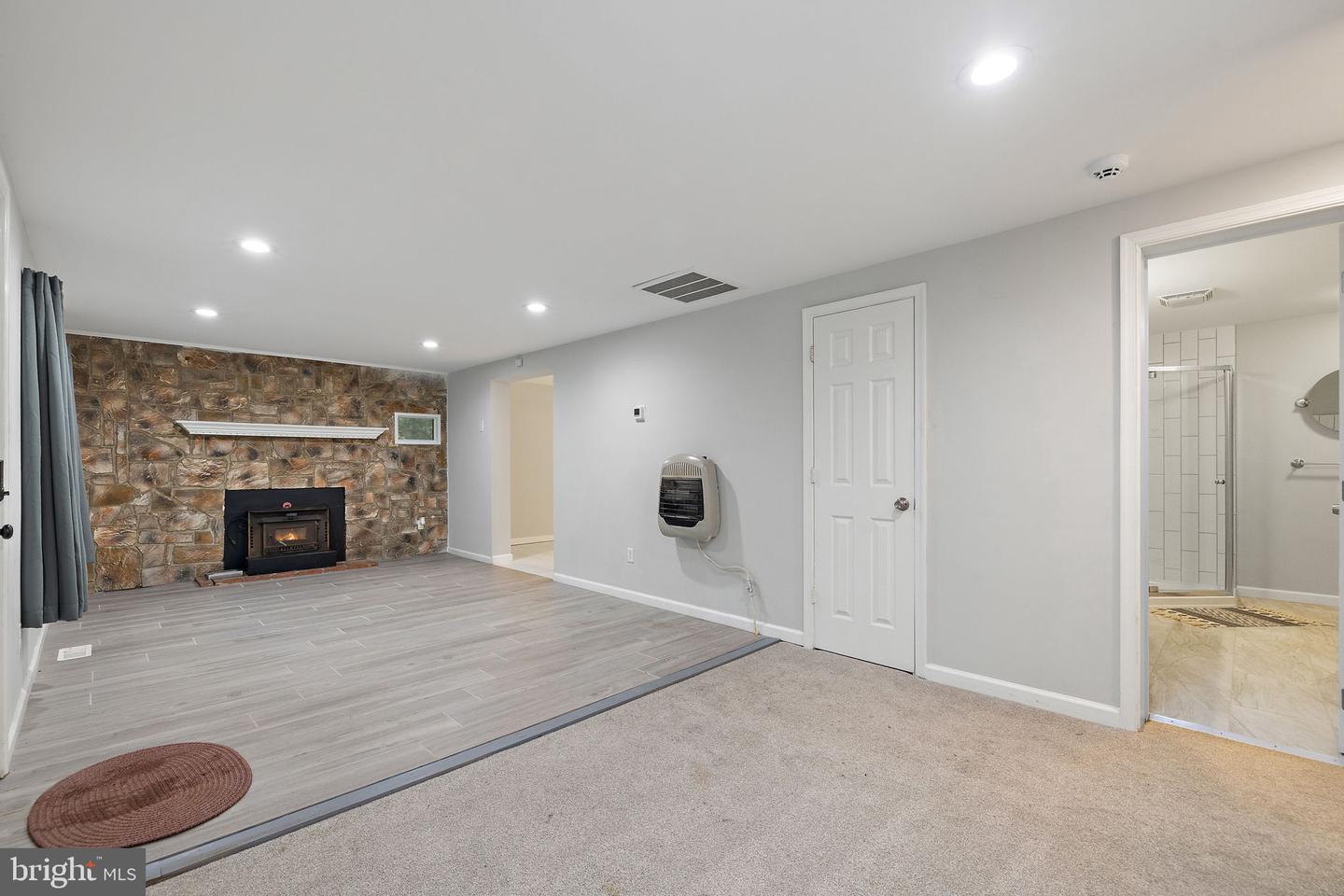 247 MARSDEN HEIGHTS RD, LINDEN, Virginia 22642, 4 Bedrooms Bedrooms, ,2 BathroomsBathrooms,Residential,For sale,247 MARSDEN HEIGHTS RD,VAWR2011626 MLS # VAWR2011626