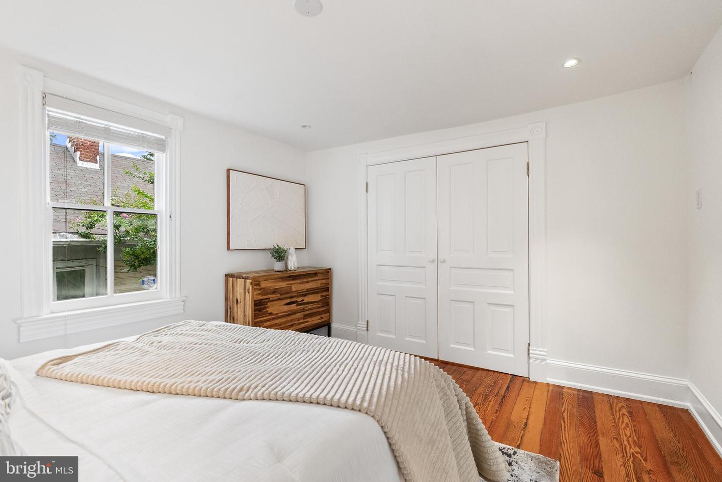 2429 TUNLAW RD NW, WASHINGTON, District Of Columbia 20007, 4 Bedrooms Bedrooms, ,2 BathroomsBathrooms,Residential,For sale,2429 TUNLAW RD NW,DCDC2209706 MLS # DCDC2209706