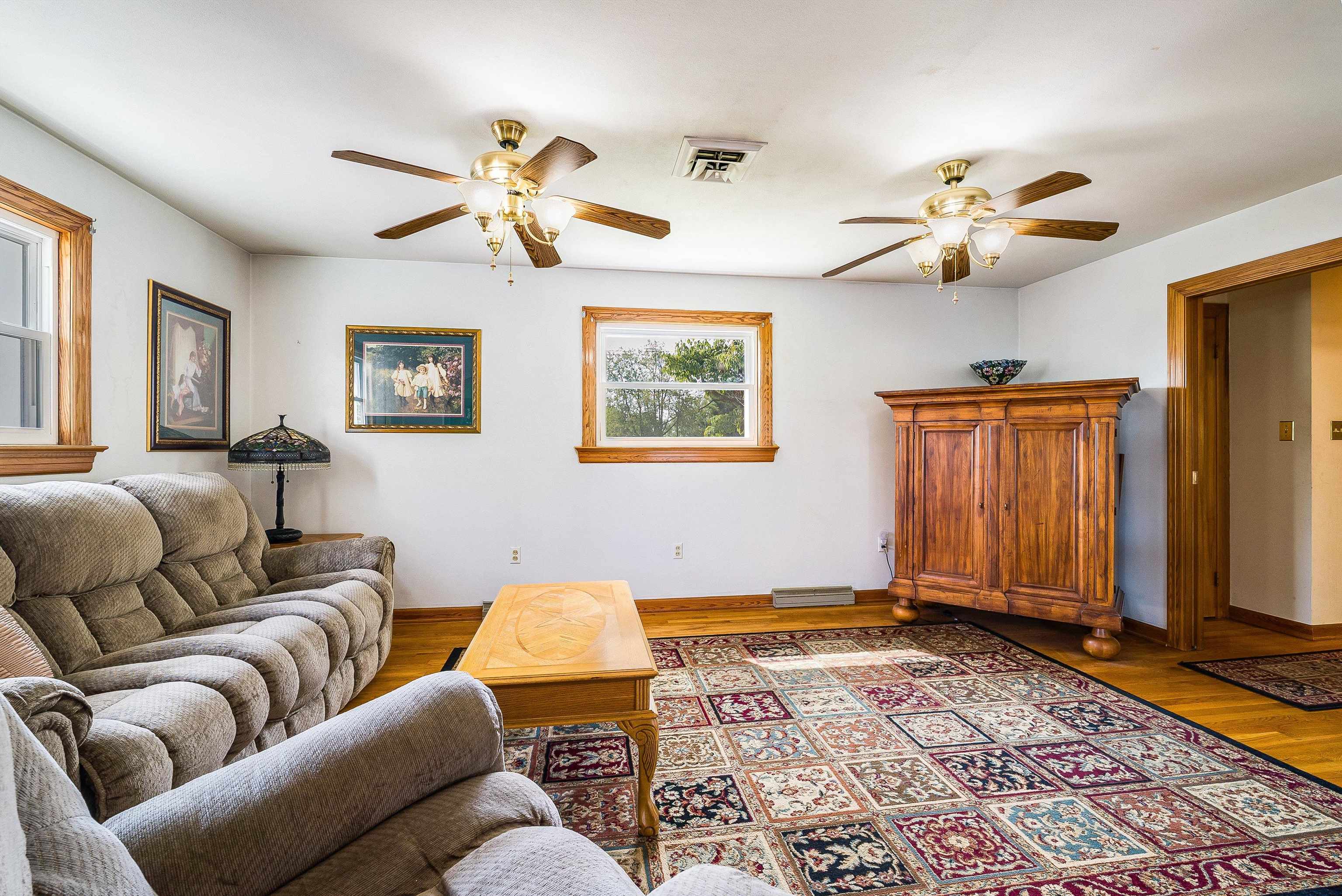 17 MOUNTAIN VIEW DR, VERONA, Virginia 24482, 4 Bedrooms Bedrooms, ,2 BathroomsBathrooms,Residential,17 MOUNTAIN VIEW DR,667581 MLS # 667581