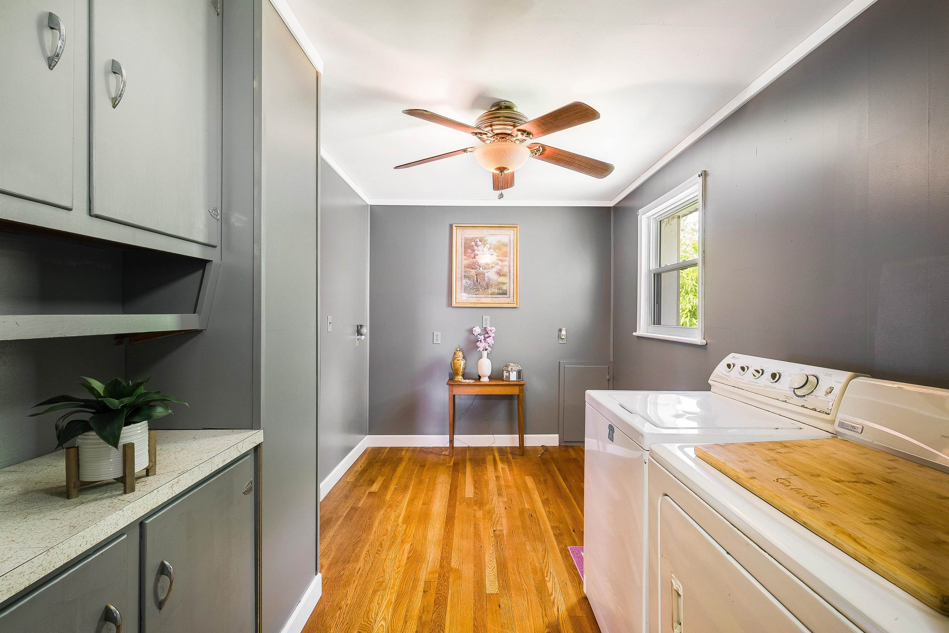 17 MOUNTAIN VIEW DR, VERONA, Virginia 24482, 4 Bedrooms Bedrooms, ,2 BathroomsBathrooms,Residential,17 MOUNTAIN VIEW DR,667581 MLS # 667581