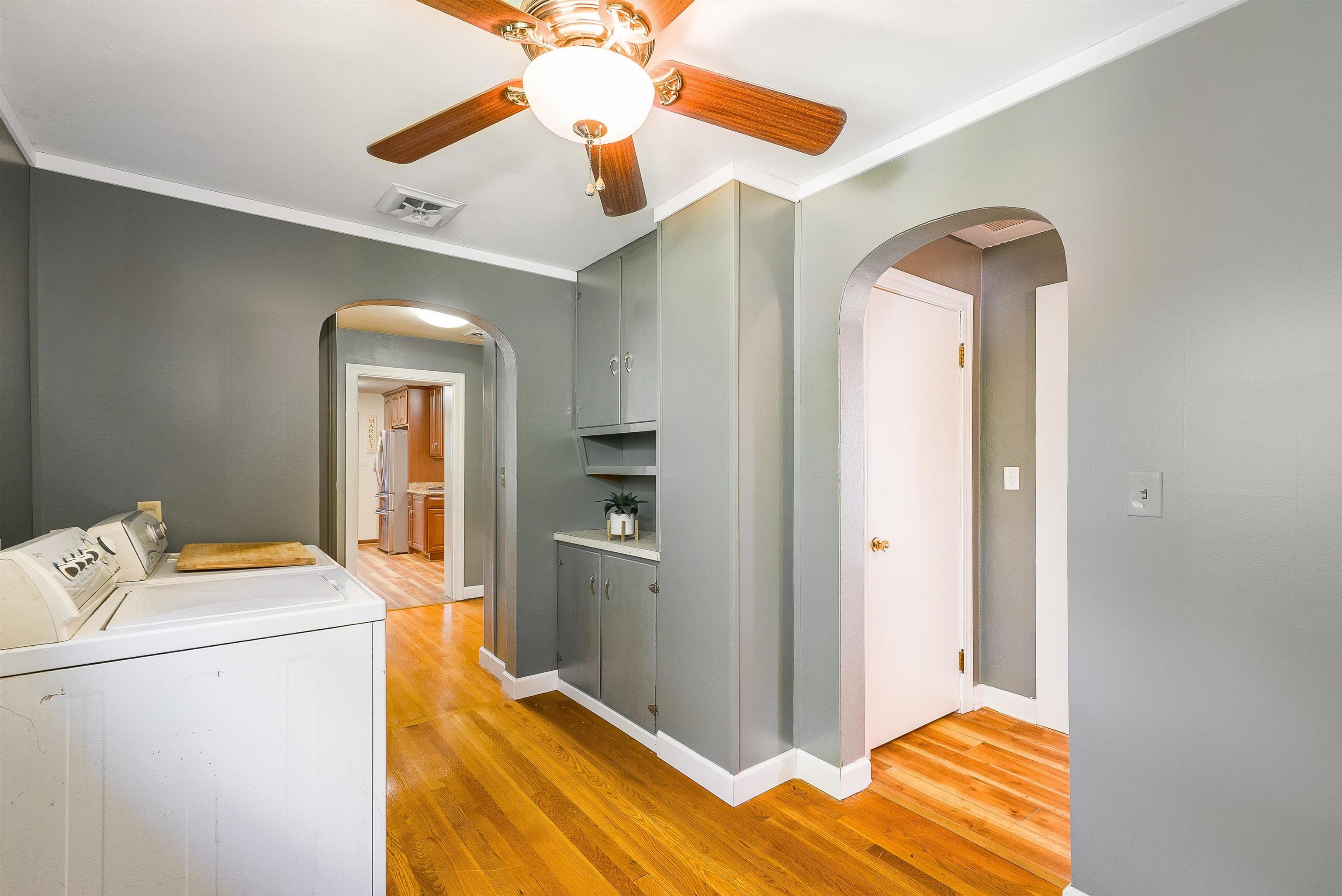 17 MOUNTAIN VIEW DR, VERONA, Virginia 24482, 4 Bedrooms Bedrooms, ,2 BathroomsBathrooms,Residential,17 MOUNTAIN VIEW DR,667581 MLS # 667581