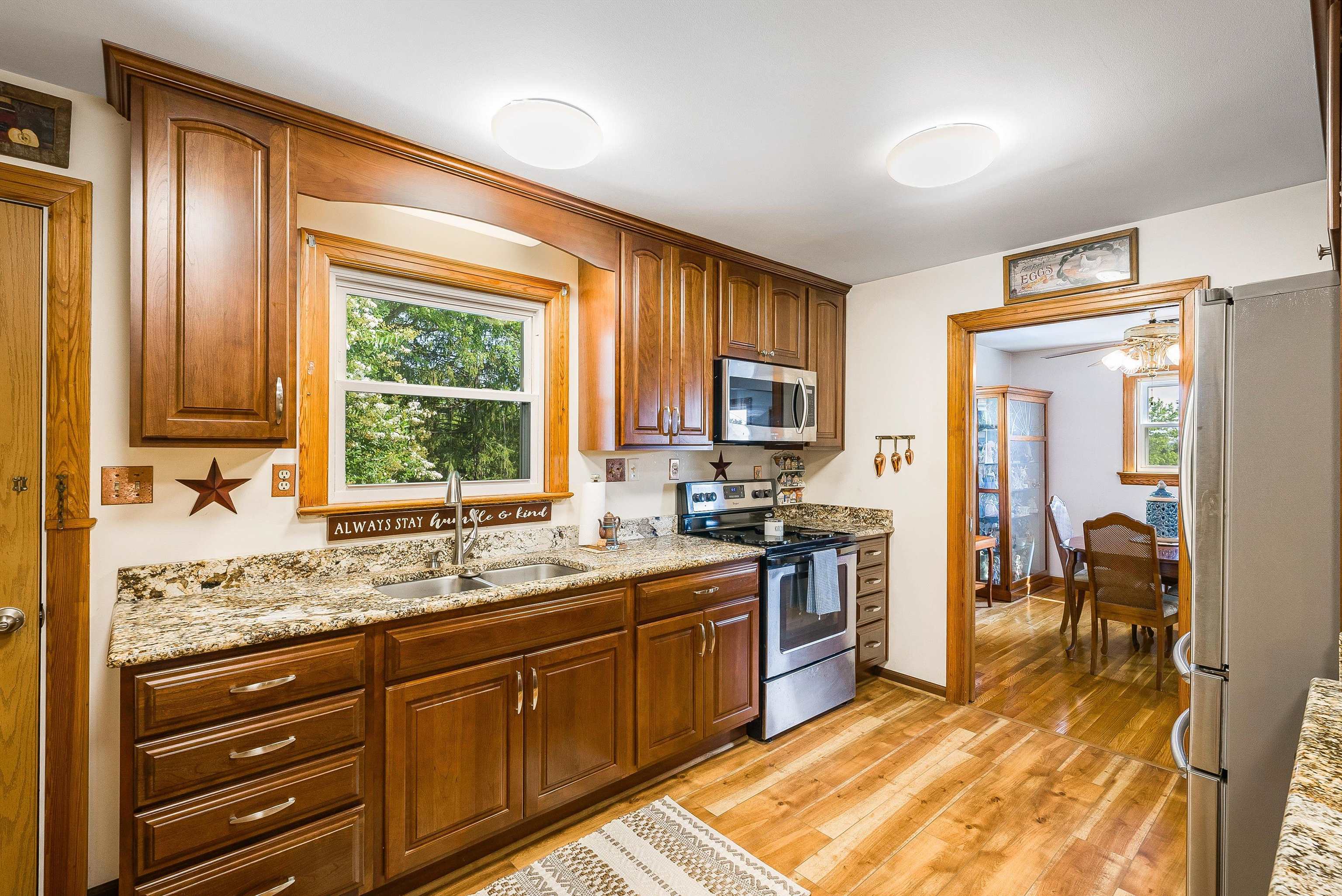 17 MOUNTAIN VIEW DR, VERONA, Virginia 24482, 4 Bedrooms Bedrooms, ,2 BathroomsBathrooms,Residential,17 MOUNTAIN VIEW DR,667581 MLS # 667581