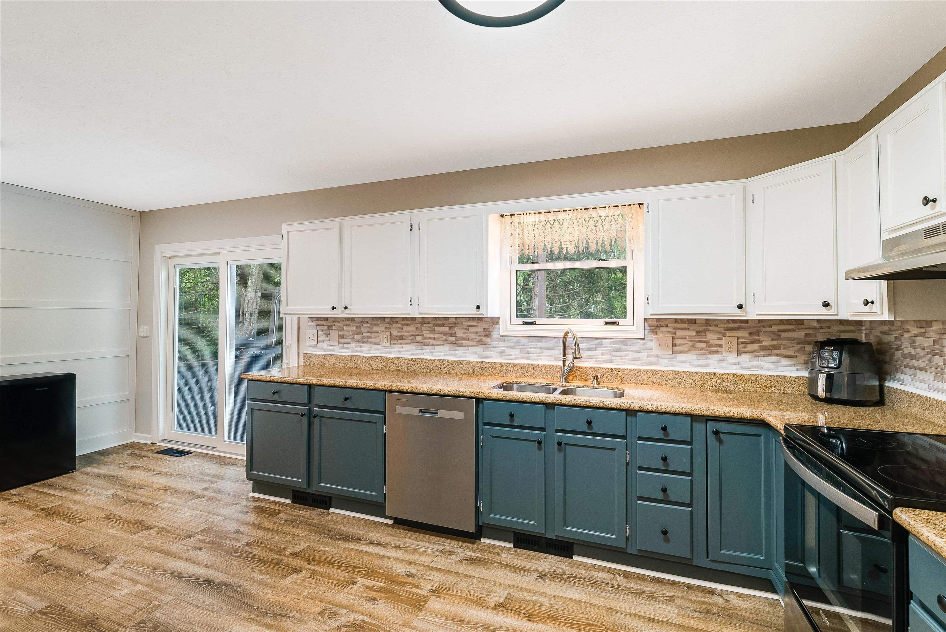66 DENONCOURT LN, STUARTS DRAFT, Virginia 24477, 5 Bedrooms Bedrooms, ,2 BathroomsBathrooms,Residential,66 DENONCOURT LN,667586 MLS # 667586