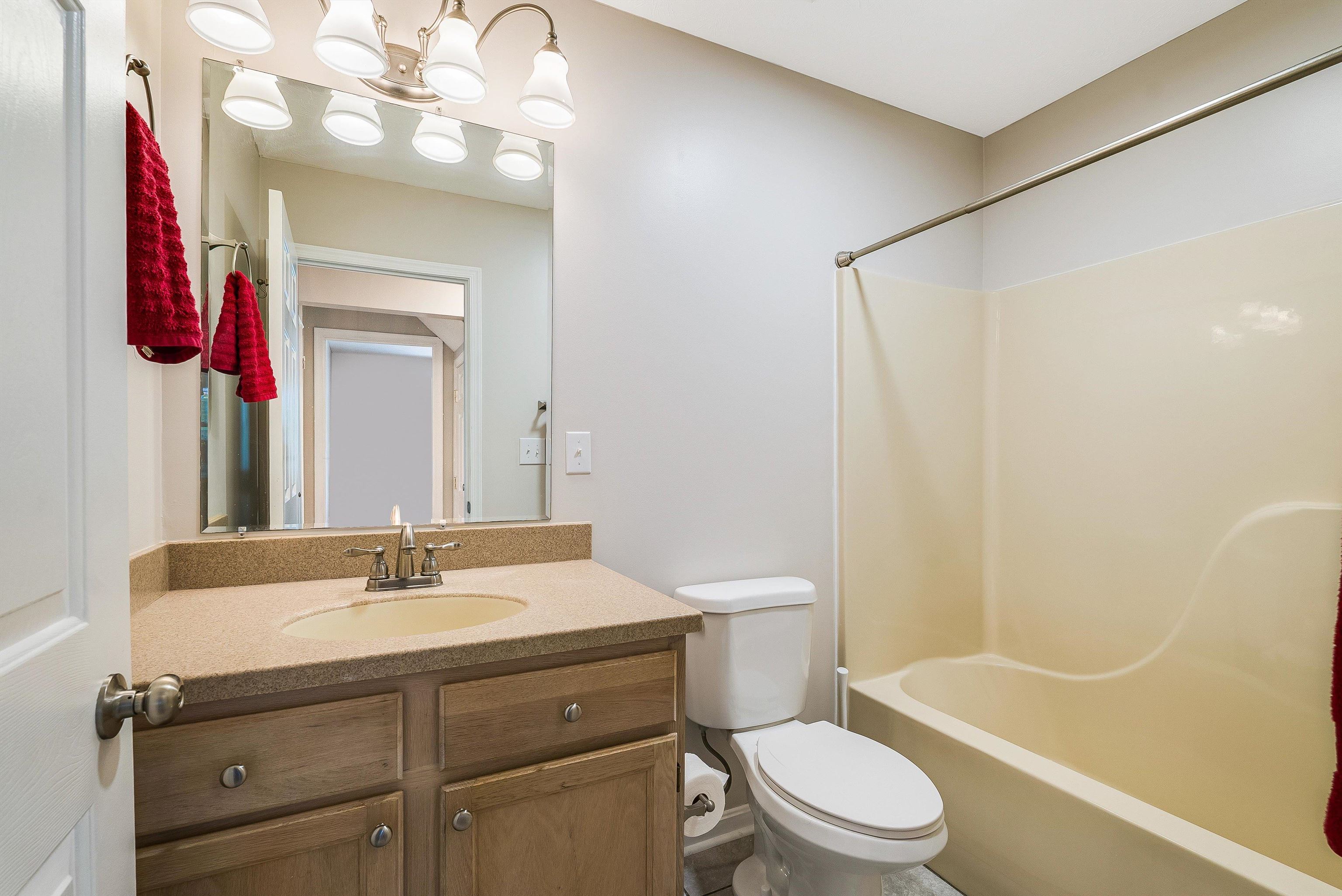 66 DENONCOURT LN, STUARTS DRAFT, Virginia 24477, 5 Bedrooms Bedrooms, ,2 BathroomsBathrooms,Residential,66 DENONCOURT LN,667586 MLS # 667586