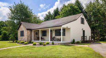 66 DENONCOURT LN, STUARTS DRAFT, Virginia 24477, 5 Bedrooms Bedrooms, ,2 BathroomsBathrooms,Residential,66 DENONCOURT LN,667586 MLS # 667586
