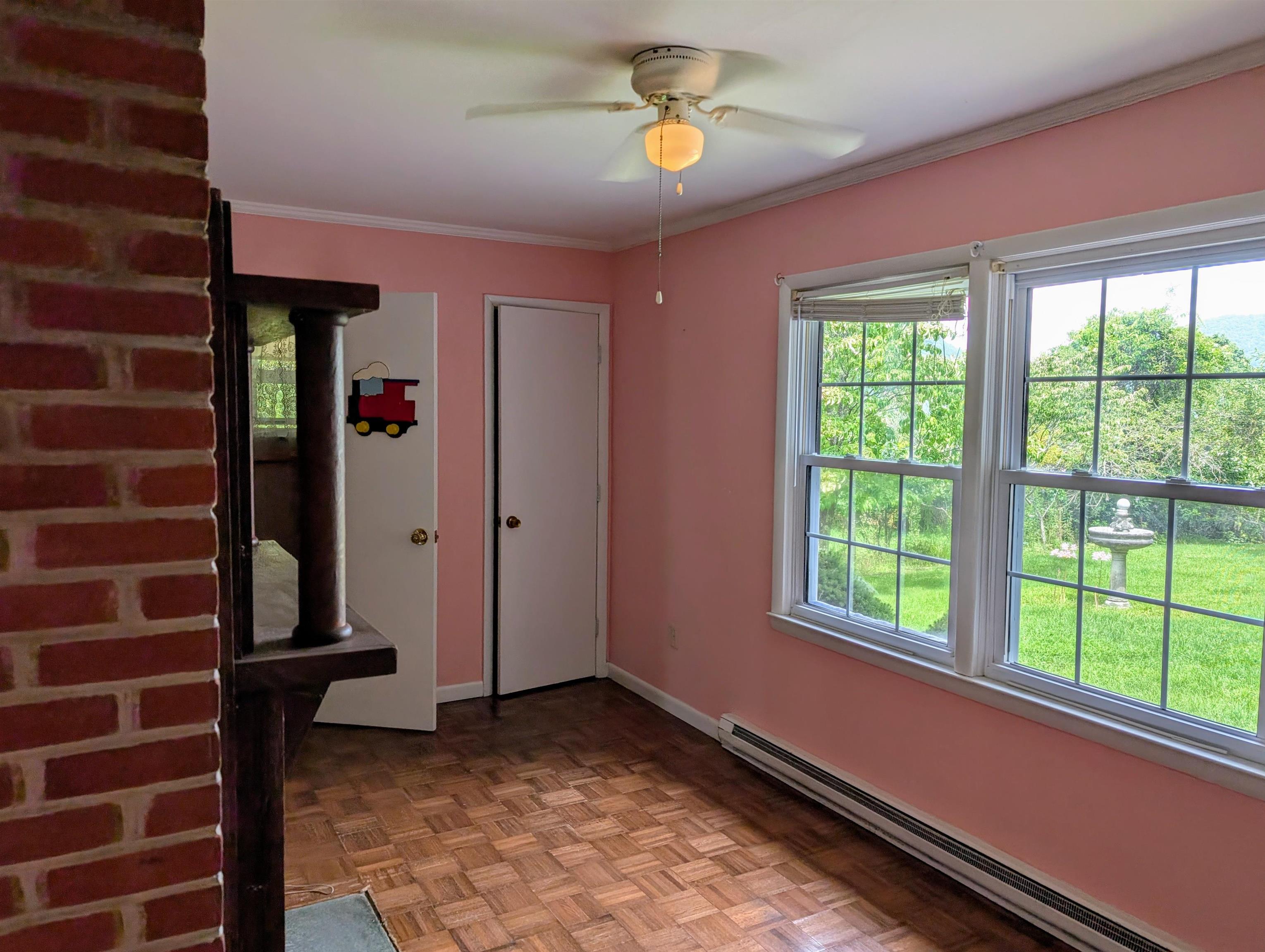 49 KINGSTOWN LN, HOT SPRINGS, Virginia 24445, 3 Bedrooms Bedrooms, ,2 BathroomsBathrooms,Residential,King,49 KINGSTOWN LN,667597 MLS # 667597