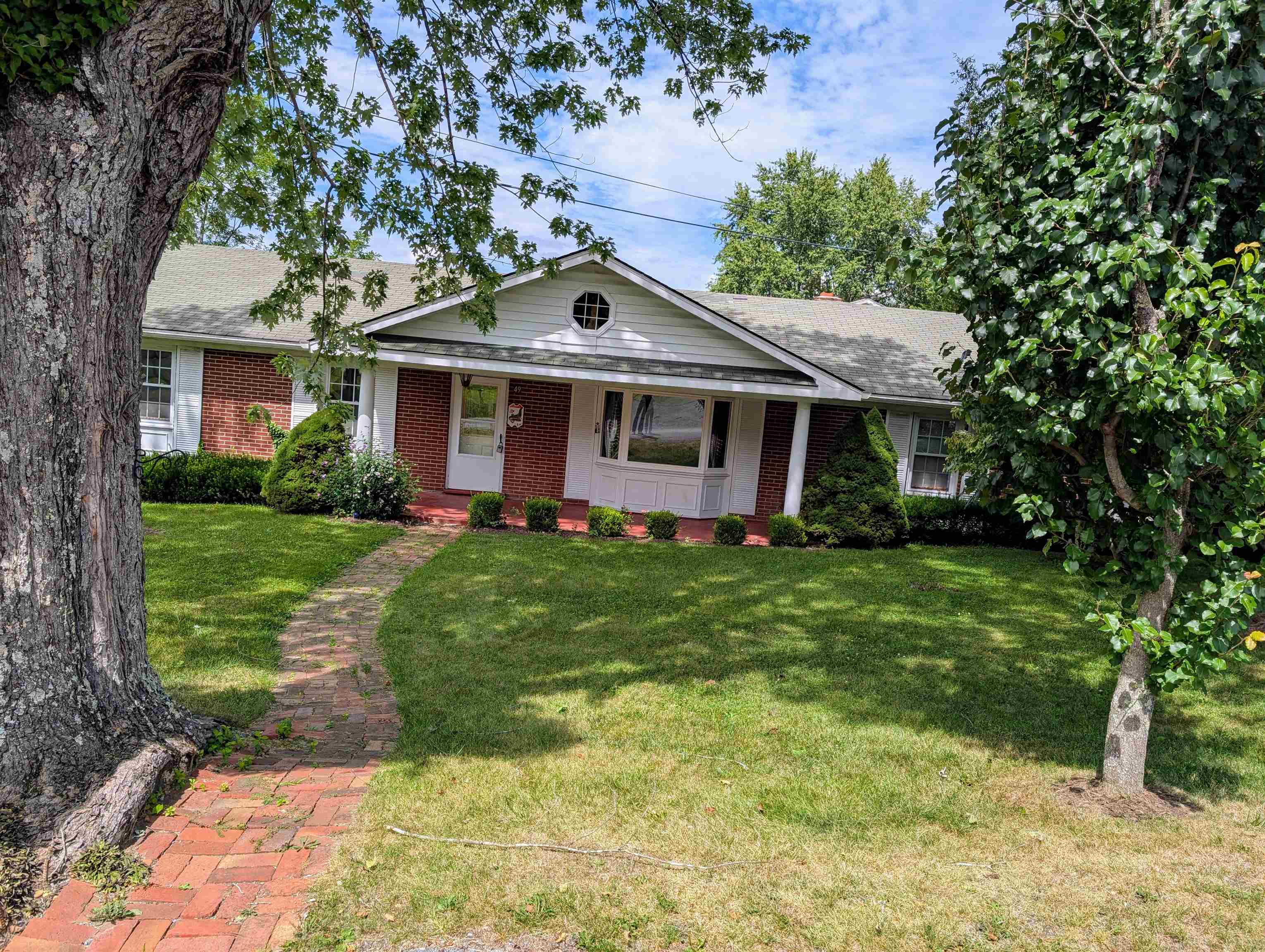 49 KINGSTOWN LN, HOT SPRINGS, Virginia 24445, 3 Bedrooms Bedrooms, ,2 BathroomsBathrooms,Residential,King,49 KINGSTOWN LN,667597 MLS # 667597