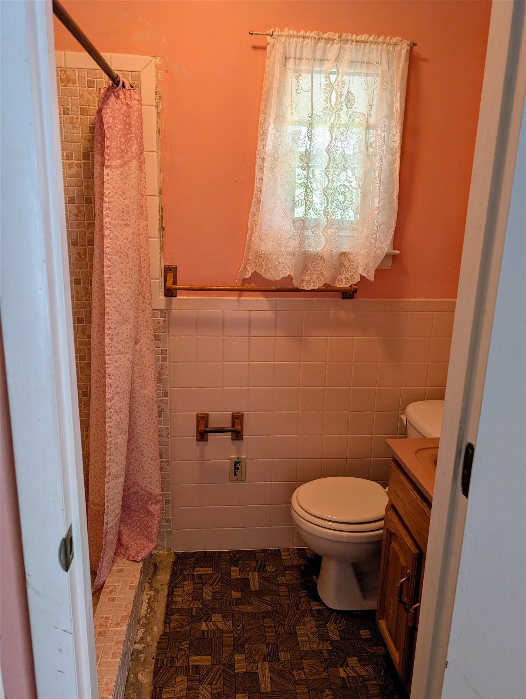 49 KINGSTOWN LN, HOT SPRINGS, Virginia 24445, 3 Bedrooms Bedrooms, ,2 BathroomsBathrooms,Residential,King,49 KINGSTOWN LN,667597 MLS # 667597