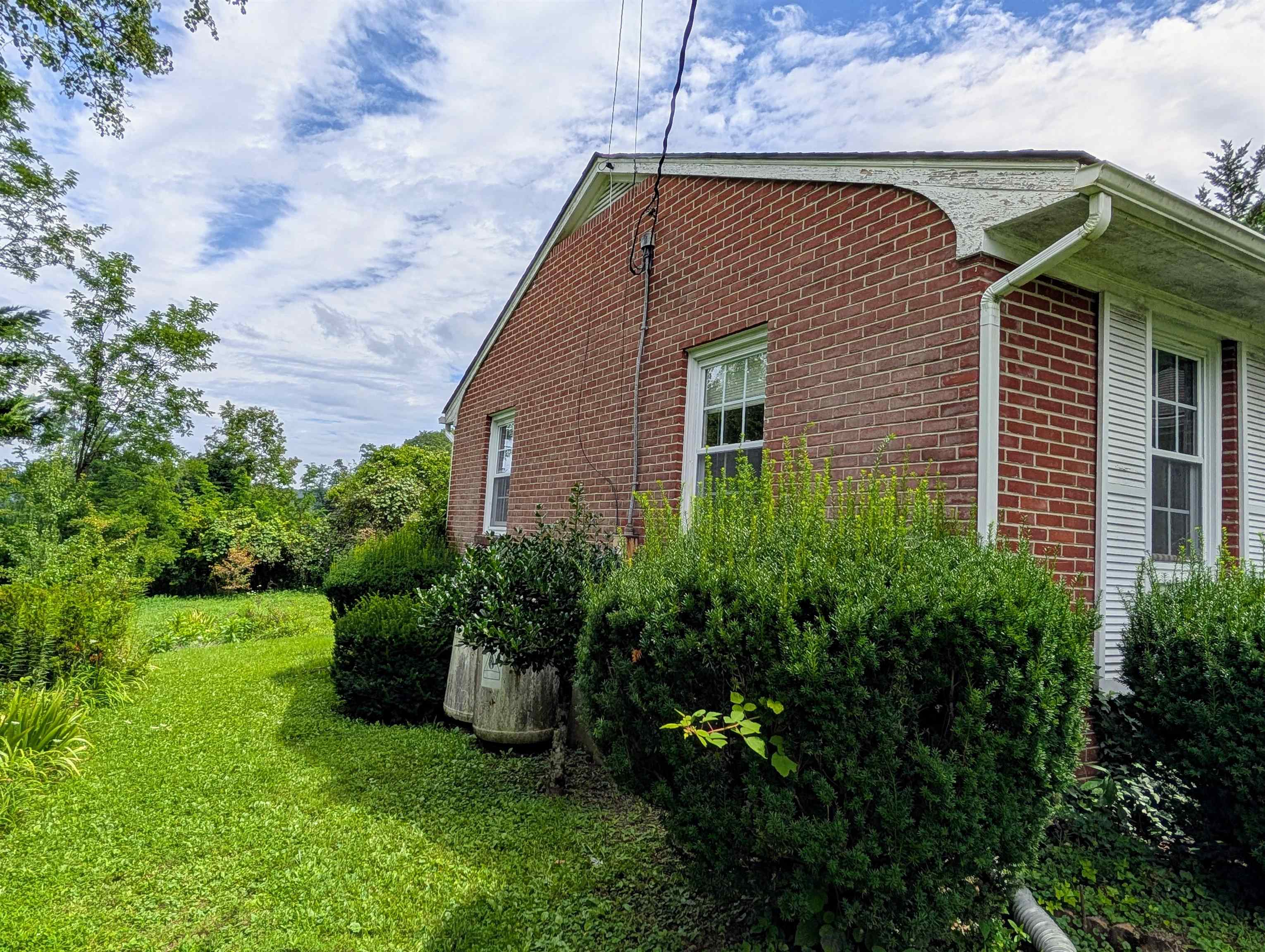 49 KINGSTOWN LN, HOT SPRINGS, Virginia 24445, 3 Bedrooms Bedrooms, ,2 BathroomsBathrooms,Residential,King,49 KINGSTOWN LN,667597 MLS # 667597