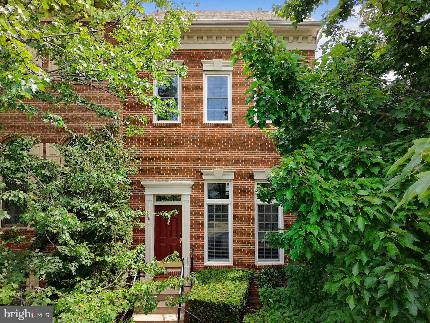 4663 LAMBERT DR, ALEXANDRIA, Virginia 22311, 3 Bedrooms Bedrooms, ,2 BathroomsBathrooms,Residential,For sale,4663 LAMBERT DR,VAAX2047430 MLS # VAAX2047430