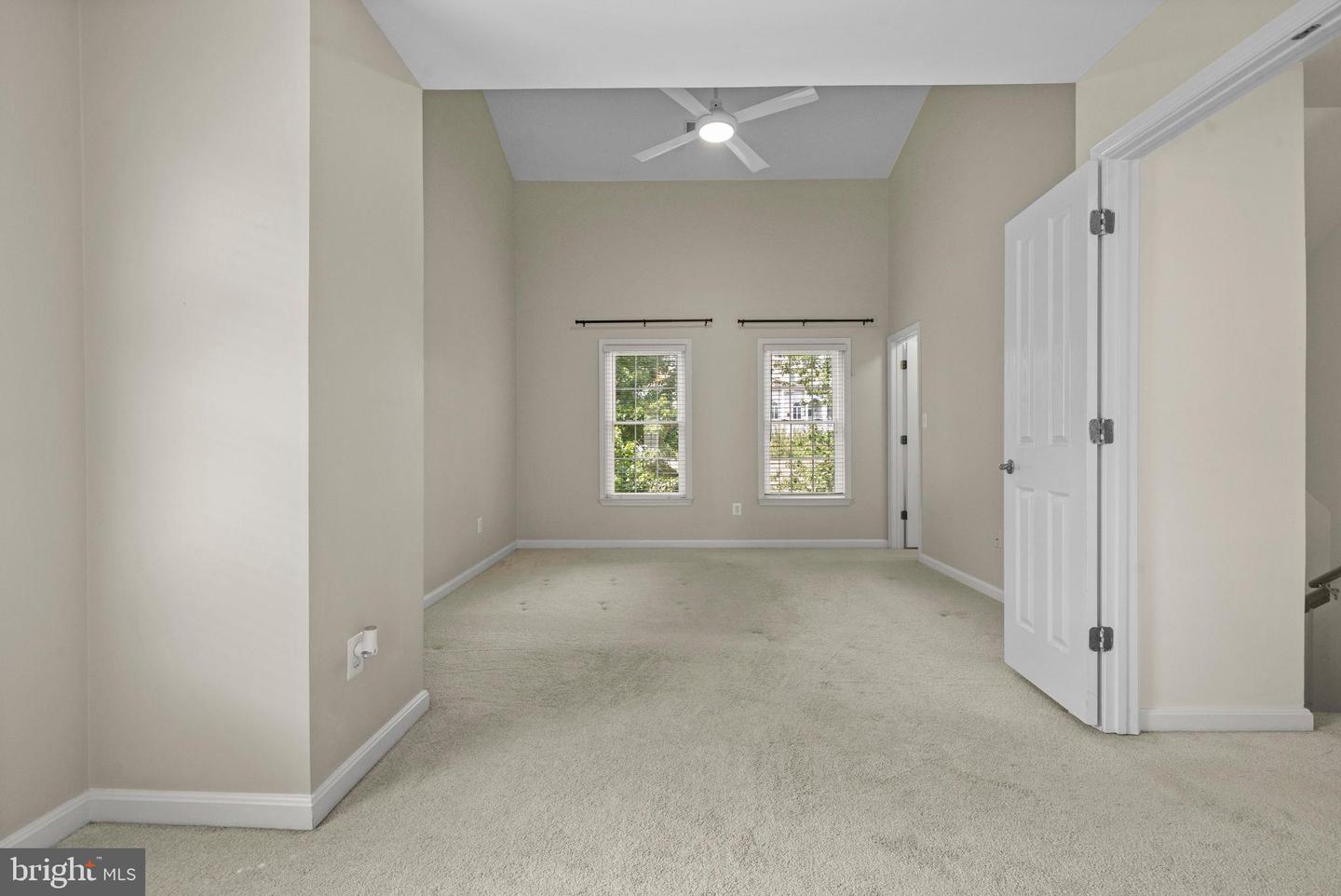 4663 LAMBERT DR, ALEXANDRIA, Virginia 22311, 3 Bedrooms Bedrooms, ,2 BathroomsBathrooms,Residential,For sale,4663 LAMBERT DR,VAAX2047430 MLS # VAAX2047430