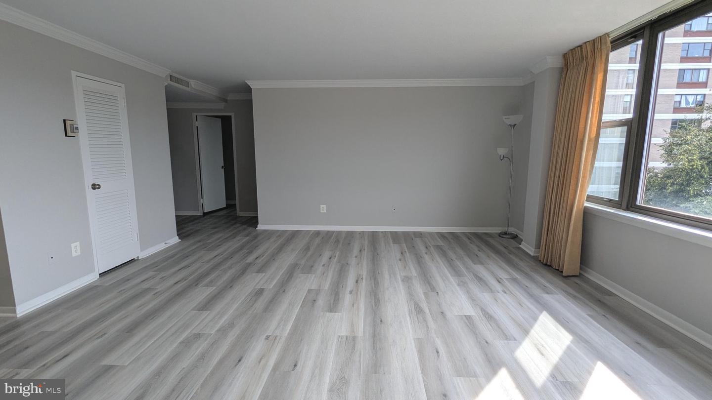4600 DUKE ST #620, ALEXANDRIA, Virginia 22304, 3 Bedrooms Bedrooms, ,2 BathroomsBathrooms,Residential,For sale,4600 DUKE ST #620,VAAX2047668 MLS # VAAX2047668