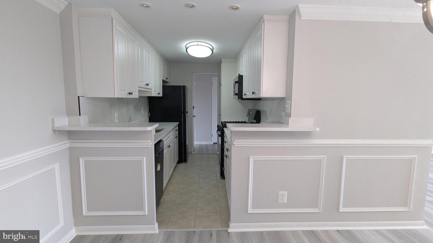 4600 DUKE ST #620, ALEXANDRIA, Virginia 22304, 3 Bedrooms Bedrooms, ,2 BathroomsBathrooms,Residential,For sale,4600 DUKE ST #620,VAAX2047668 MLS # VAAX2047668