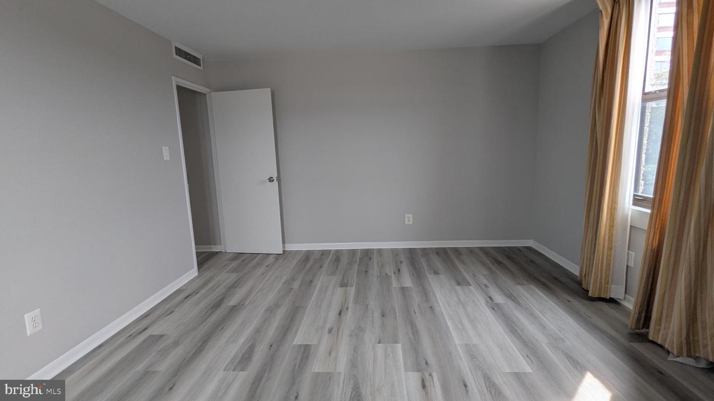4600 DUKE ST #620, ALEXANDRIA, Virginia 22304, 3 Bedrooms Bedrooms, ,2 BathroomsBathrooms,Residential,For sale,4600 DUKE ST #620,VAAX2047668 MLS # VAAX2047668