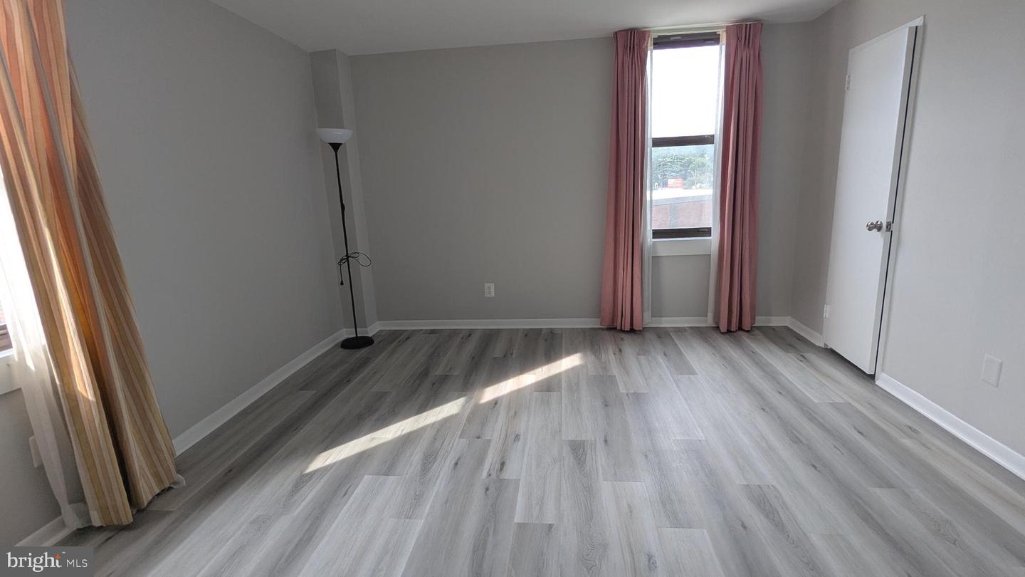 4600 DUKE ST #620, ALEXANDRIA, Virginia 22304, 3 Bedrooms Bedrooms, ,2 BathroomsBathrooms,Residential,For sale,4600 DUKE ST #620,VAAX2047668 MLS # VAAX2047668
