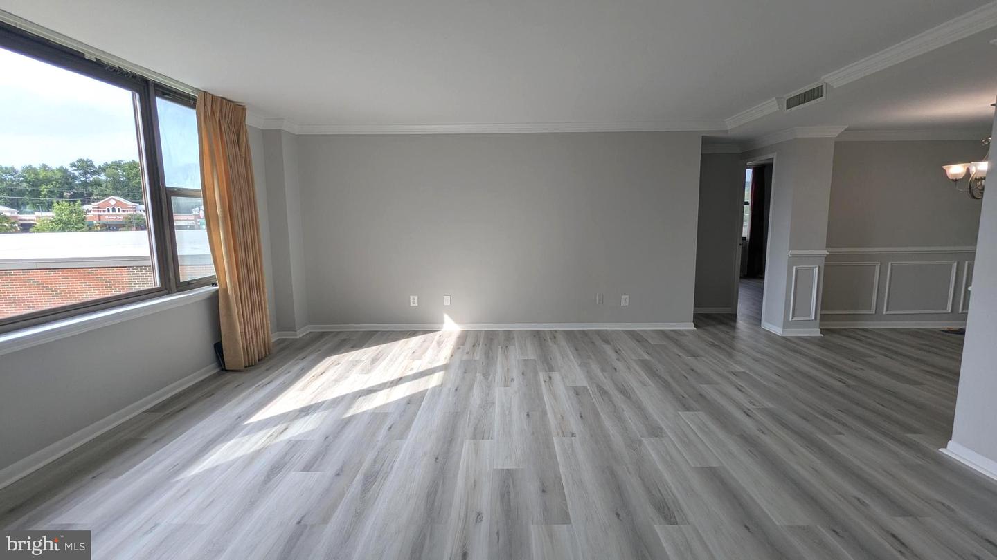 4600 DUKE ST #620, ALEXANDRIA, Virginia 22304, 3 Bedrooms Bedrooms, ,2 BathroomsBathrooms,Residential,For sale,4600 DUKE ST #620,VAAX2047668 MLS # VAAX2047668