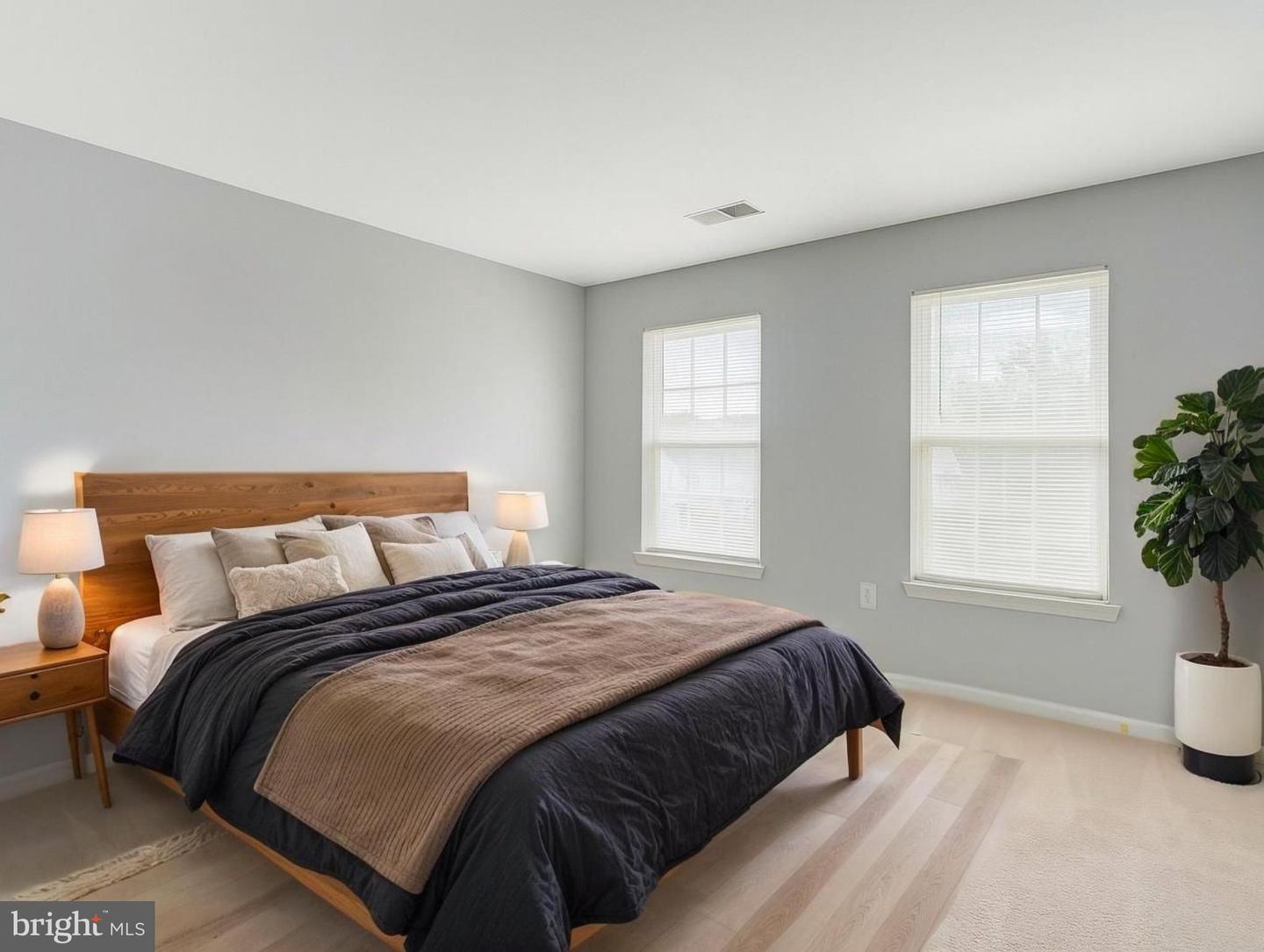 17516 WAYSIDE DR, DUMFRIES, Virginia 22026, 5 Bedrooms Bedrooms, ,3 BathroomsBathrooms,Residential,For sale,17516 WAYSIDE DR,VAPW2099902 MLS # VAPW2099902