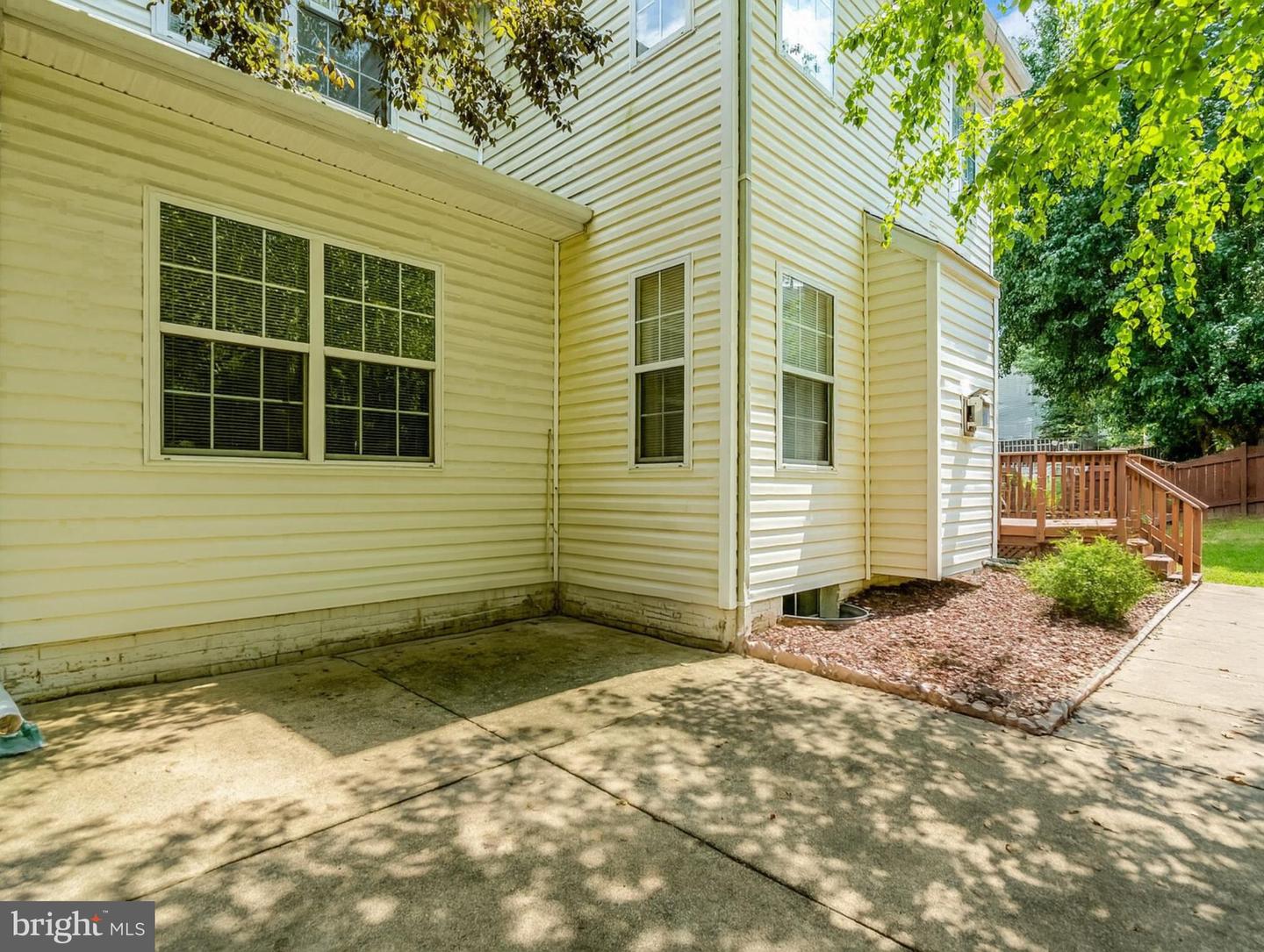 17516 WAYSIDE DR, DUMFRIES, Virginia 22026, 5 Bedrooms Bedrooms, ,3 BathroomsBathrooms,Residential,For sale,17516 WAYSIDE DR,VAPW2099902 MLS # VAPW2099902
