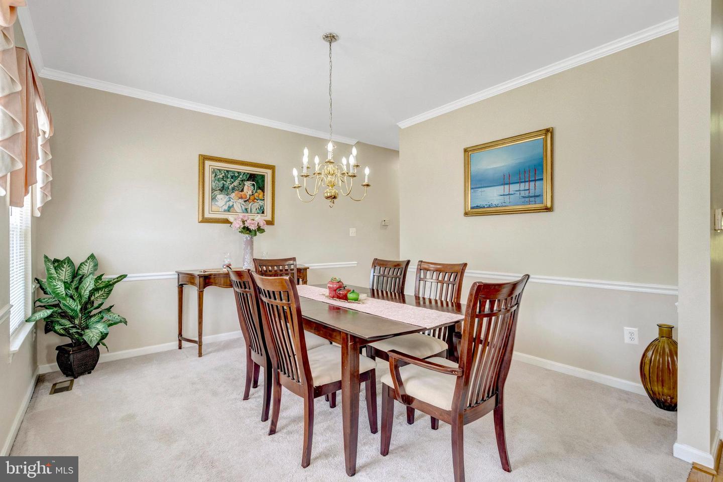 17516 WAYSIDE DR, DUMFRIES, Virginia 22026, 5 Bedrooms Bedrooms, ,3 BathroomsBathrooms,Residential,For sale,17516 WAYSIDE DR,VAPW2099902 MLS # VAPW2099902
