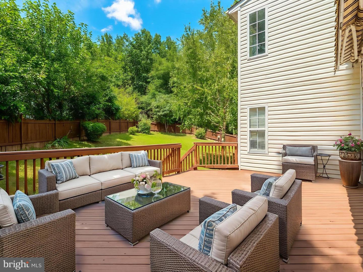 17516 WAYSIDE DR, DUMFRIES, Virginia 22026, 5 Bedrooms Bedrooms, ,3 BathroomsBathrooms,Residential,For sale,17516 WAYSIDE DR,VAPW2099902 MLS # VAPW2099902