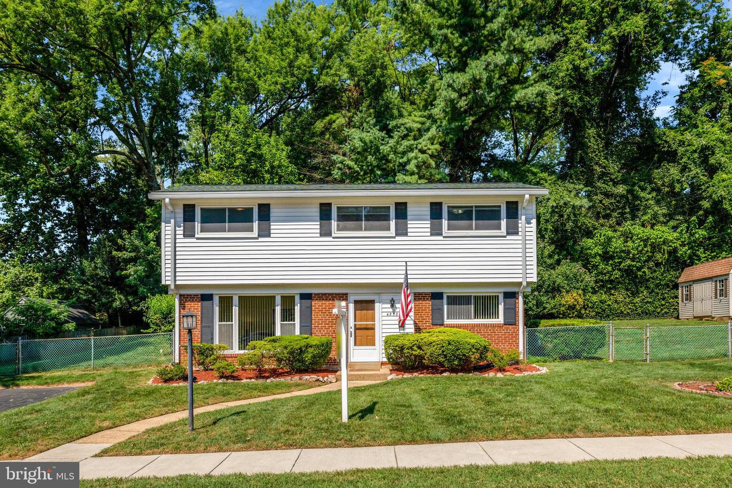 4252 BERRITT ST, FAIRFAX, Virginia 22030, 3 Bedrooms Bedrooms, ,1 BathroomBathrooms,Residential,For sale,4252 BERRITT ST,VAFC2006686 MLS # VAFC2006686