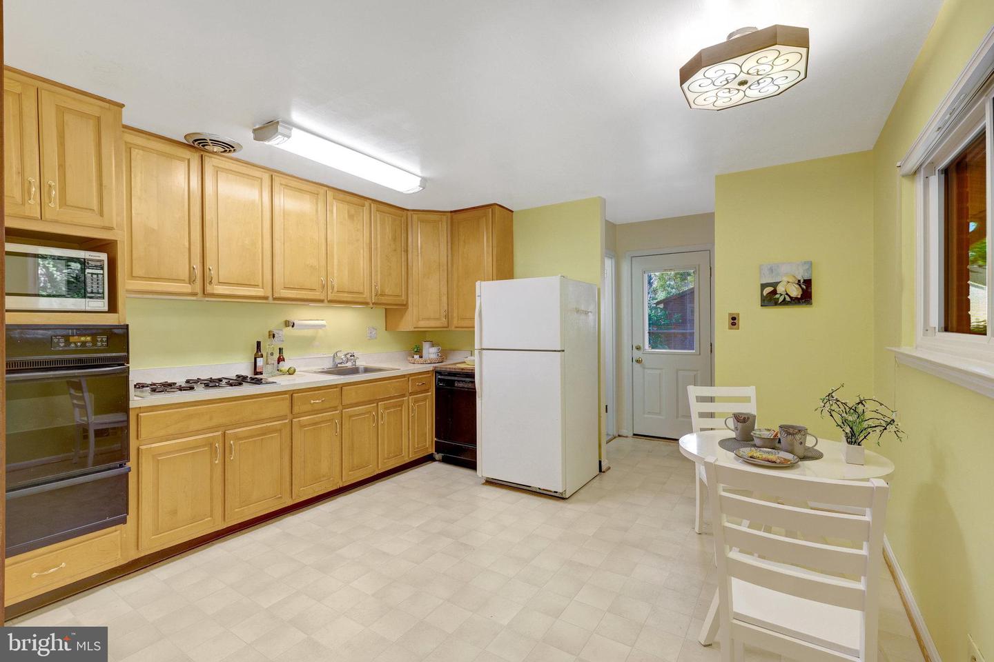 4252 BERRITT ST, FAIRFAX, Virginia 22030, 3 Bedrooms Bedrooms, ,1 BathroomBathrooms,Residential,For sale,4252 BERRITT ST,VAFC2006686 MLS # VAFC2006686