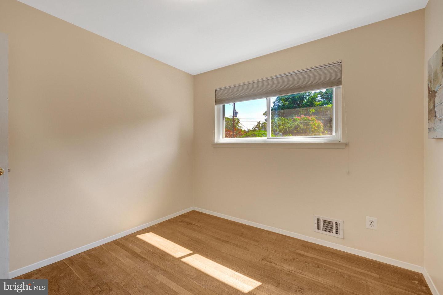 4252 BERRITT ST, FAIRFAX, Virginia 22030, 3 Bedrooms Bedrooms, ,1 BathroomBathrooms,Residential,For sale,4252 BERRITT ST,VAFC2006686 MLS # VAFC2006686