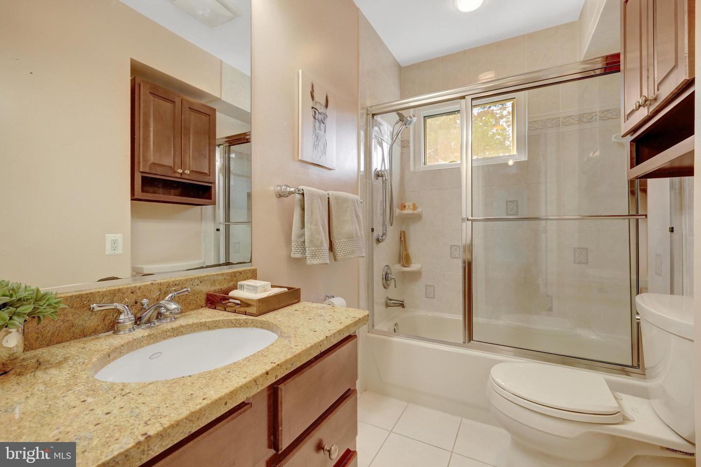 4252 BERRITT ST, FAIRFAX, Virginia 22030, 3 Bedrooms Bedrooms, ,1 BathroomBathrooms,Residential,For sale,4252 BERRITT ST,VAFC2006686 MLS # VAFC2006686