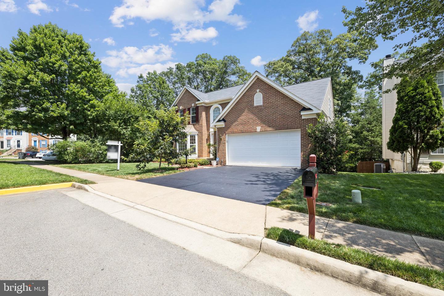 13013 LUPINE TURN, WOODBRIDGE, Virginia 22192, 4 Bedrooms Bedrooms, ,3 BathroomsBathrooms,Residential,For sale,13013 LUPINE TURN,VAPW2100012 MLS # VAPW2100012