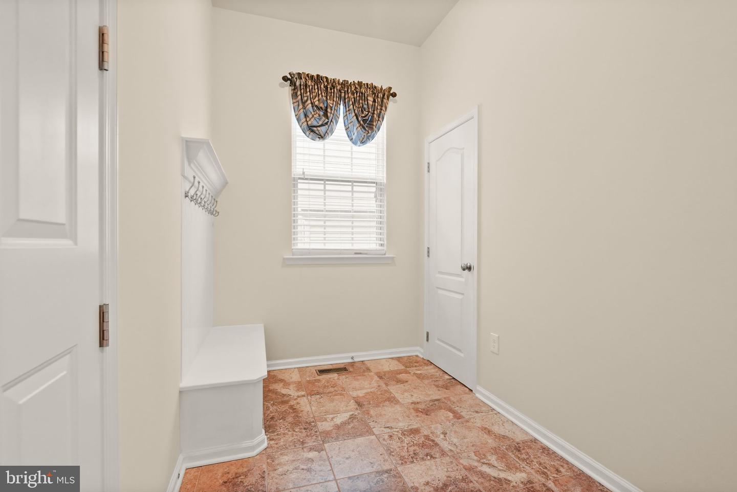 13874 ESTATE MANOR DR, GAINESVILLE, Virginia 20155, 5 Bedrooms Bedrooms, ,4 BathroomsBathrooms,Residential,For sale,13874 ESTATE MANOR DR,VAPW2100094 MLS # VAPW2100094