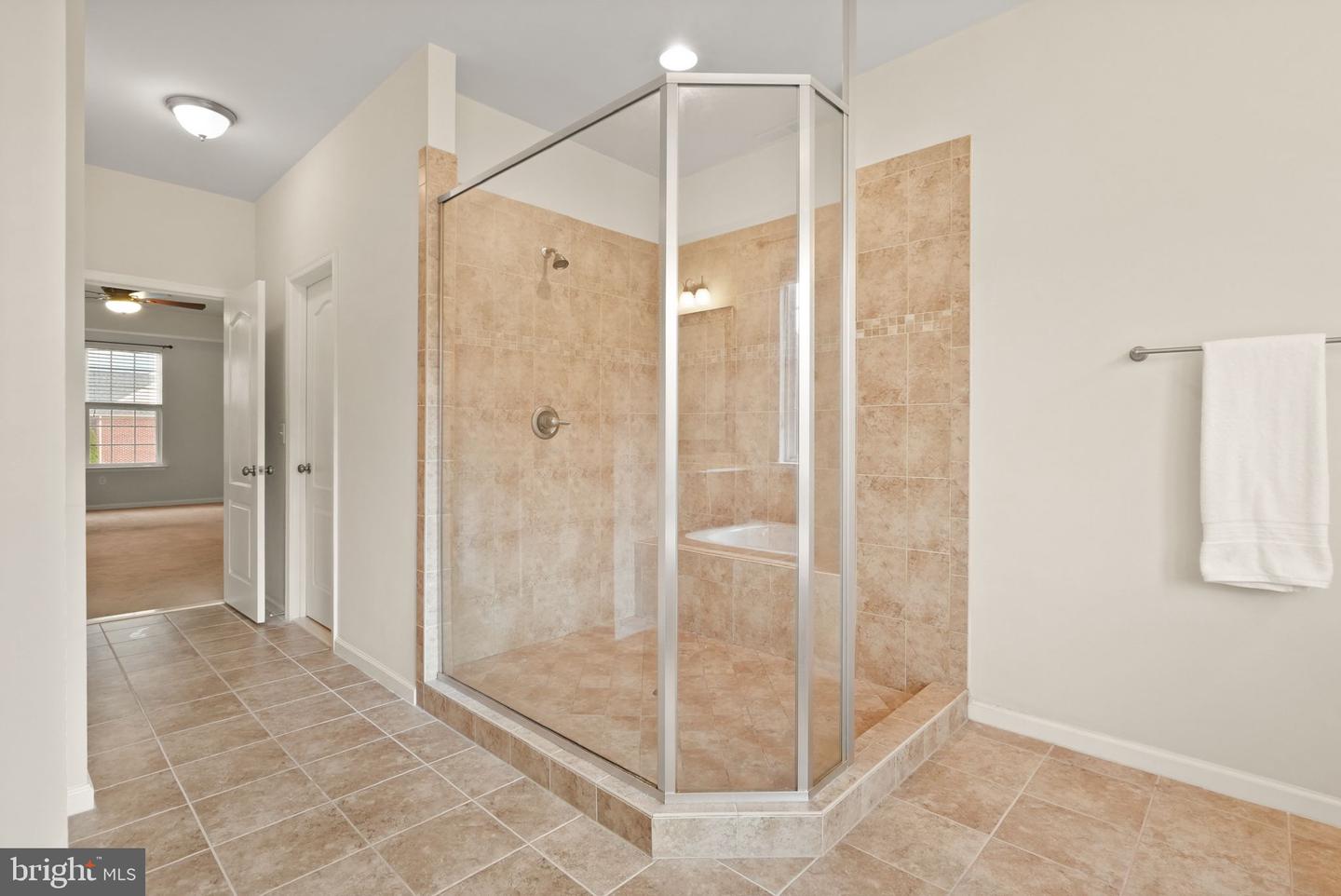 13874 ESTATE MANOR DR, GAINESVILLE, Virginia 20155, 5 Bedrooms Bedrooms, ,4 BathroomsBathrooms,Residential,For sale,13874 ESTATE MANOR DR,VAPW2100094 MLS # VAPW2100094
