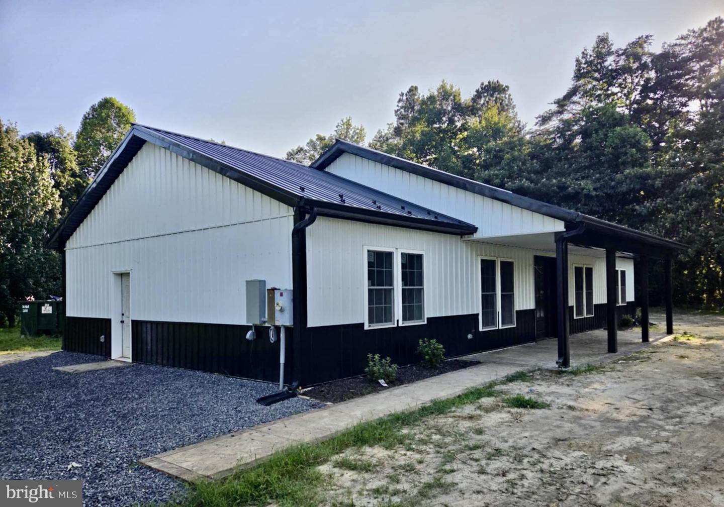 2119 DESHA RD, TAPPAHANNOCK, Virginia 22560, 3 Bedrooms Bedrooms, ,2 BathroomsBathrooms,Residential,For sale,2119 DESHA RD,VAES2000948 MLS # VAES2000948