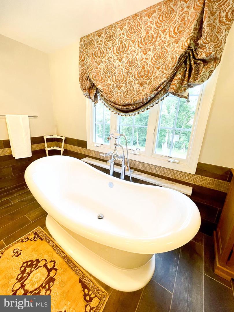 24383 TROMBONE CT, ALDIE, Virginia 20105, 5 Bedrooms Bedrooms, ,4 BathroomsBathrooms,Residential,For sale,24383 TROMBONE CT,VALO2103412 MLS # VALO2103412