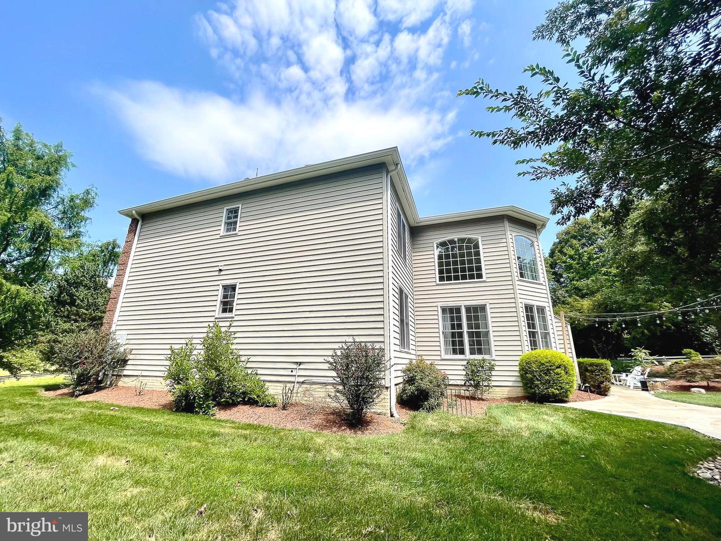 24383 TROMBONE CT, ALDIE, Virginia 20105, 5 Bedrooms Bedrooms, ,4 BathroomsBathrooms,Residential,For sale,24383 TROMBONE CT,VALO2103412 MLS # VALO2103412