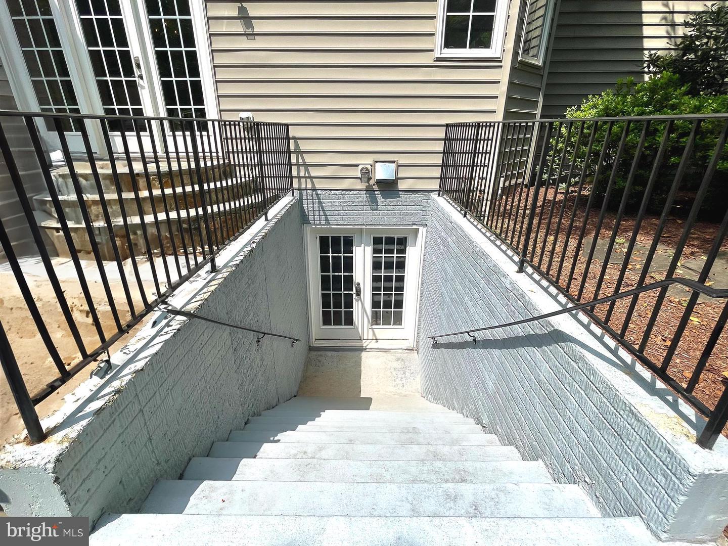 24383 TROMBONE CT, ALDIE, Virginia 20105, 5 Bedrooms Bedrooms, ,4 BathroomsBathrooms,Residential,For sale,24383 TROMBONE CT,VALO2103412 MLS # VALO2103412