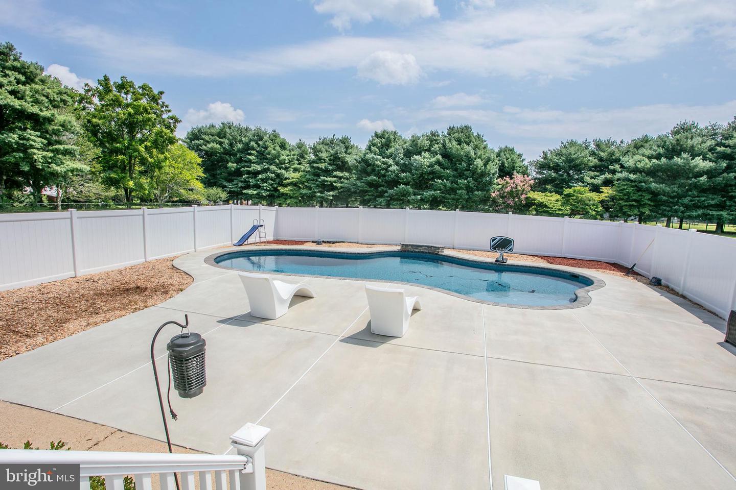 15617 MOCKINGBIRD LN, KING GEORGE, Virginia 22485, 5 Bedrooms Bedrooms, ,3 BathroomsBathrooms,Residential,For sale,15617 MOCKINGBIRD LN,VAKG2006800 MLS # VAKG2006800