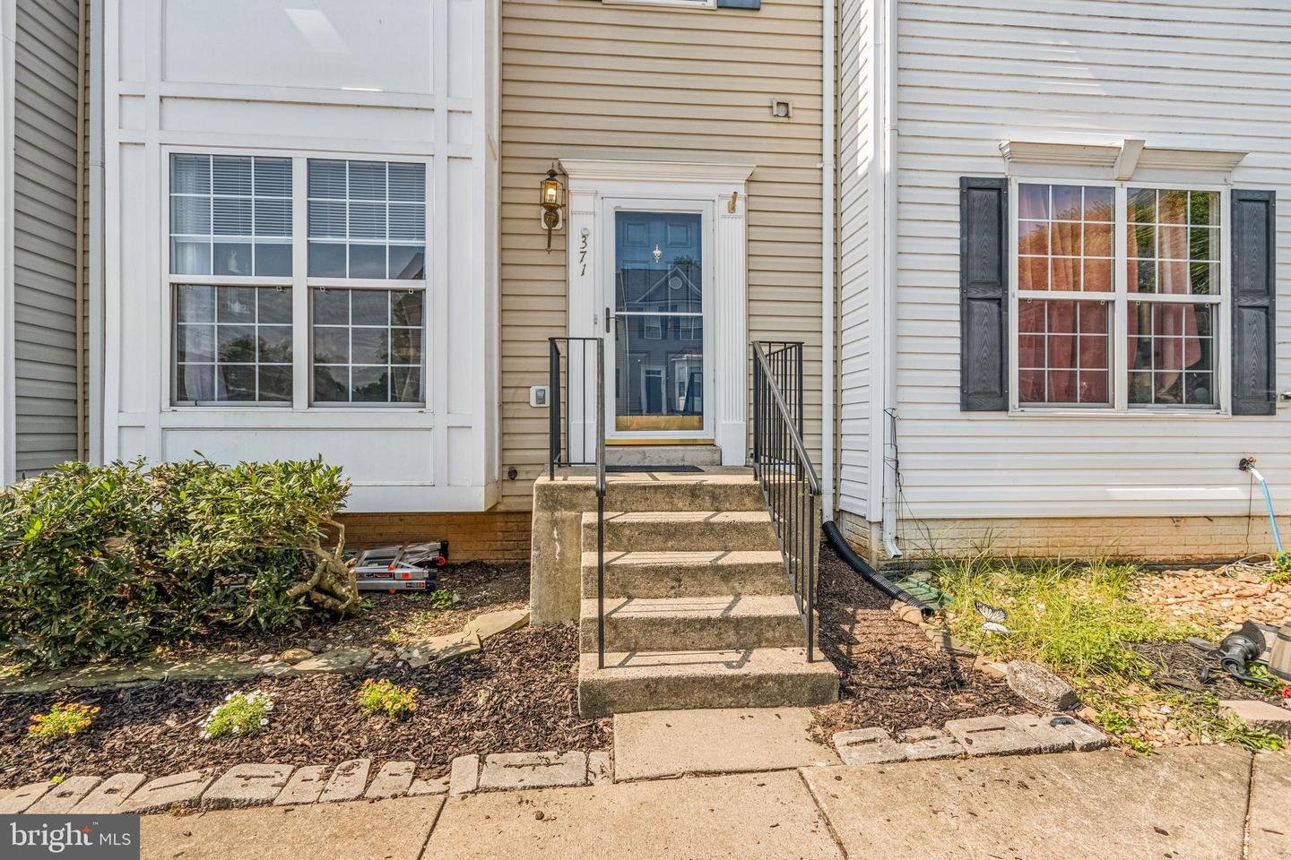 371 SNYDER LN, CULPEPER, Virginia 22701, 3 Bedrooms Bedrooms, ,3 BathroomsBathrooms,Residential,For sale,371 SNYDER LN,VACU2011140 MLS # VACU2011140