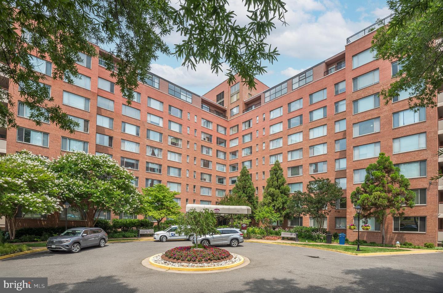 1111 ARLINGTON BOULEVARD #530, ARLINGTON, Virginia 22209, 2 Bedrooms Bedrooms, ,1 BathroomBathrooms,Residential,For sale,1111 ARLINGTON BOULEVARD #530,VAAR2061644 MLS # VAAR2061644