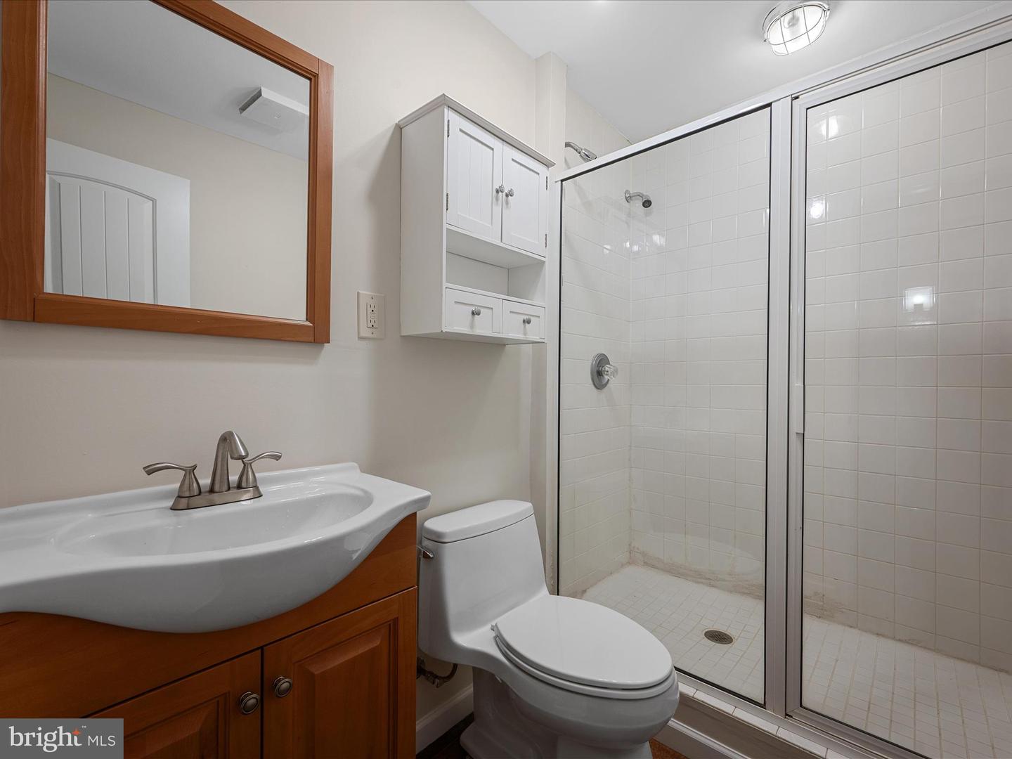 855 PARK AVE, HERNDON, Virginia 20170, 4 Bedrooms Bedrooms, 7 Rooms Rooms,3 BathroomsBathrooms,Residential,For sale,855 PARK AVE,VAFX2258662 MLS # VAFX2258662