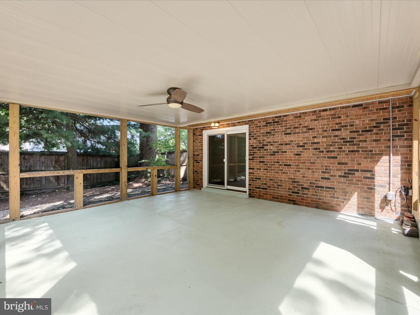 855 PARK AVE, HERNDON, Virginia 20170, 4 Bedrooms Bedrooms, 7 Rooms Rooms,3 BathroomsBathrooms,Residential,For sale,855 PARK AVE,VAFX2258662 MLS # VAFX2258662
