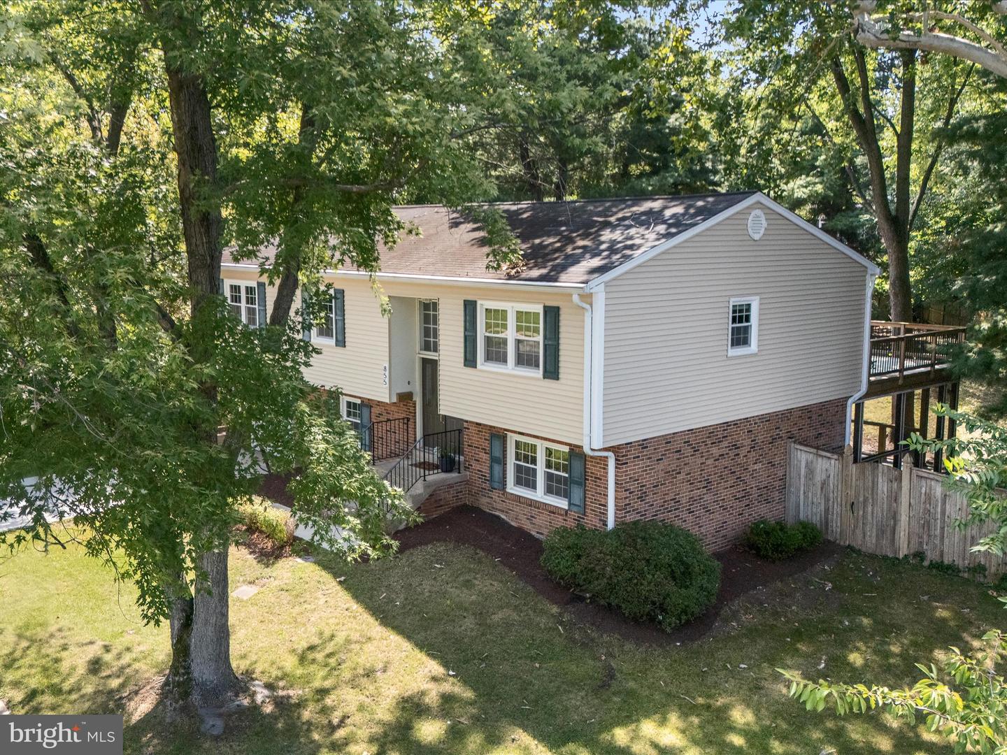 855 PARK AVE, HERNDON, Virginia 20170, 4 Bedrooms Bedrooms, 7 Rooms Rooms,3 BathroomsBathrooms,Residential,For sale,855 PARK AVE,VAFX2258662 MLS # VAFX2258662