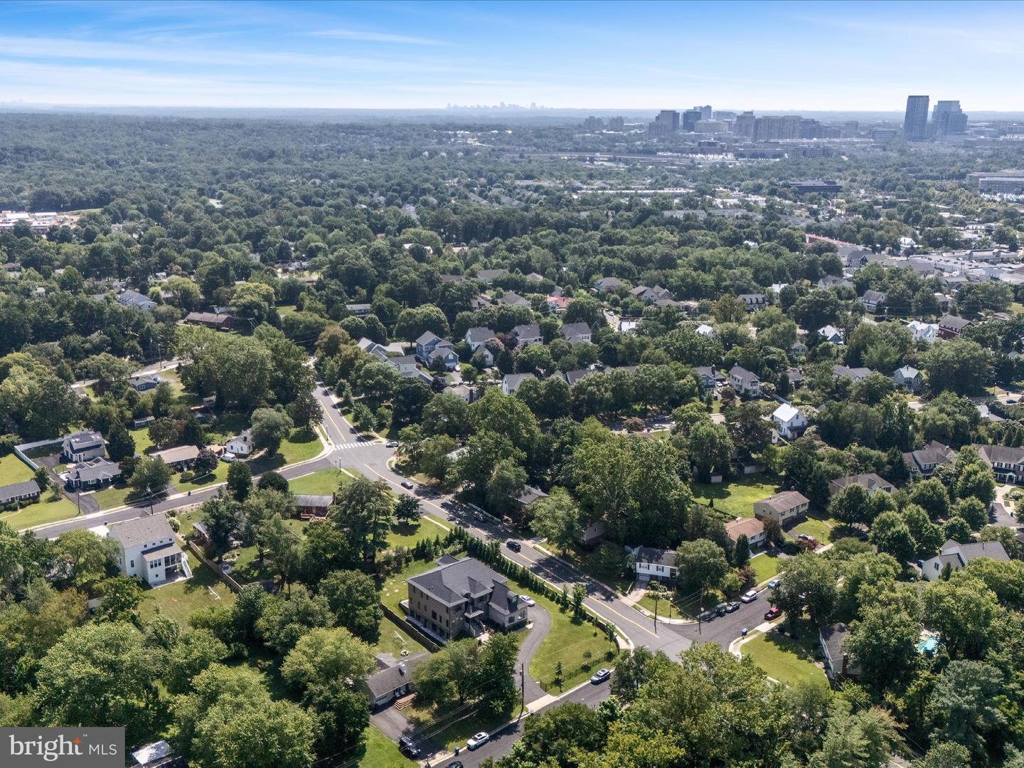 855 PARK AVE, HERNDON, Virginia 20170, 4 Bedrooms Bedrooms, 7 Rooms Rooms,3 BathroomsBathrooms,Residential,For sale,855 PARK AVE,VAFX2258662 MLS # VAFX2258662