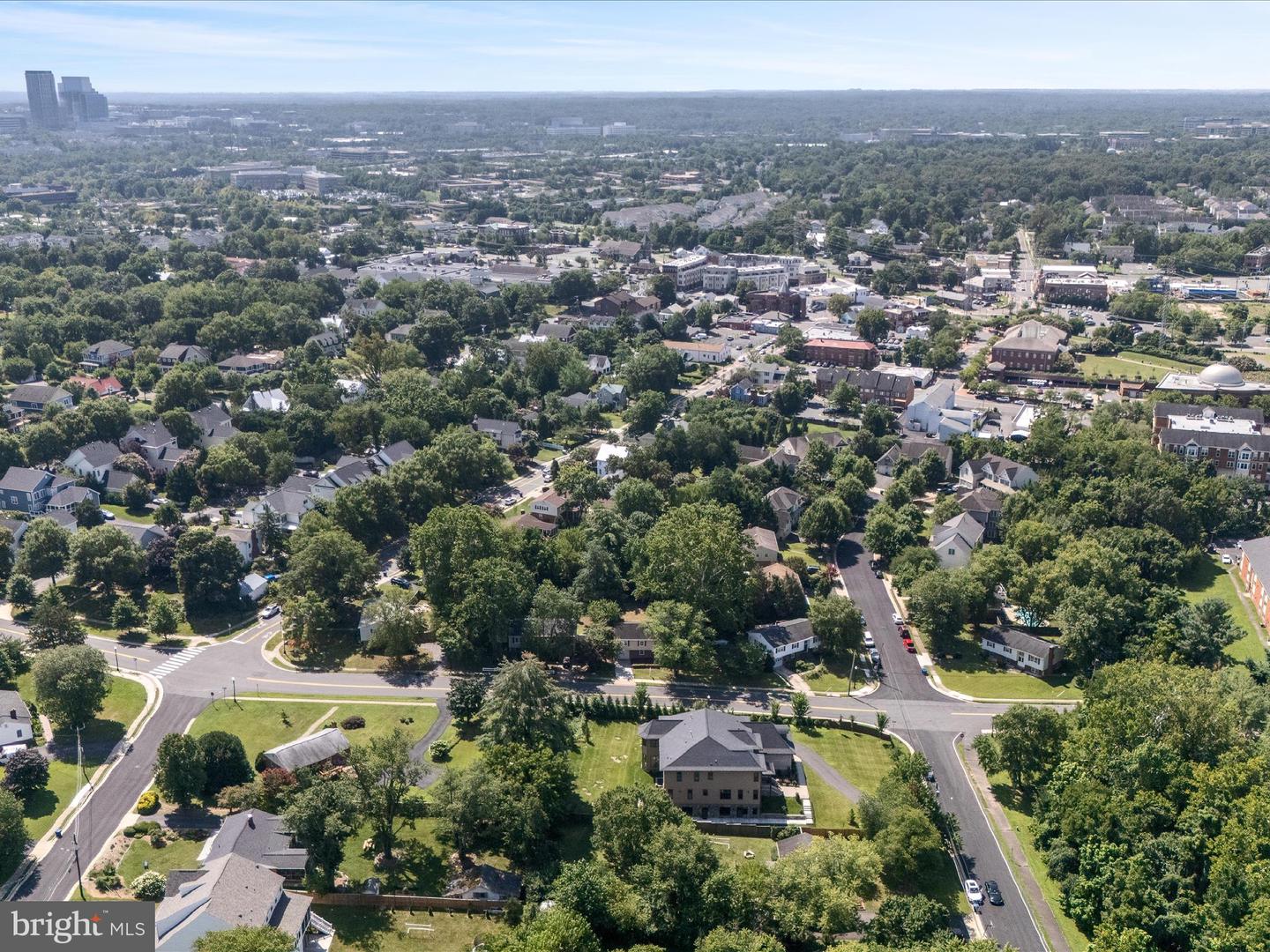 855 PARK AVE, HERNDON, Virginia 20170, 4 Bedrooms Bedrooms, 7 Rooms Rooms,3 BathroomsBathrooms,Residential,For sale,855 PARK AVE,VAFX2258662 MLS # VAFX2258662
